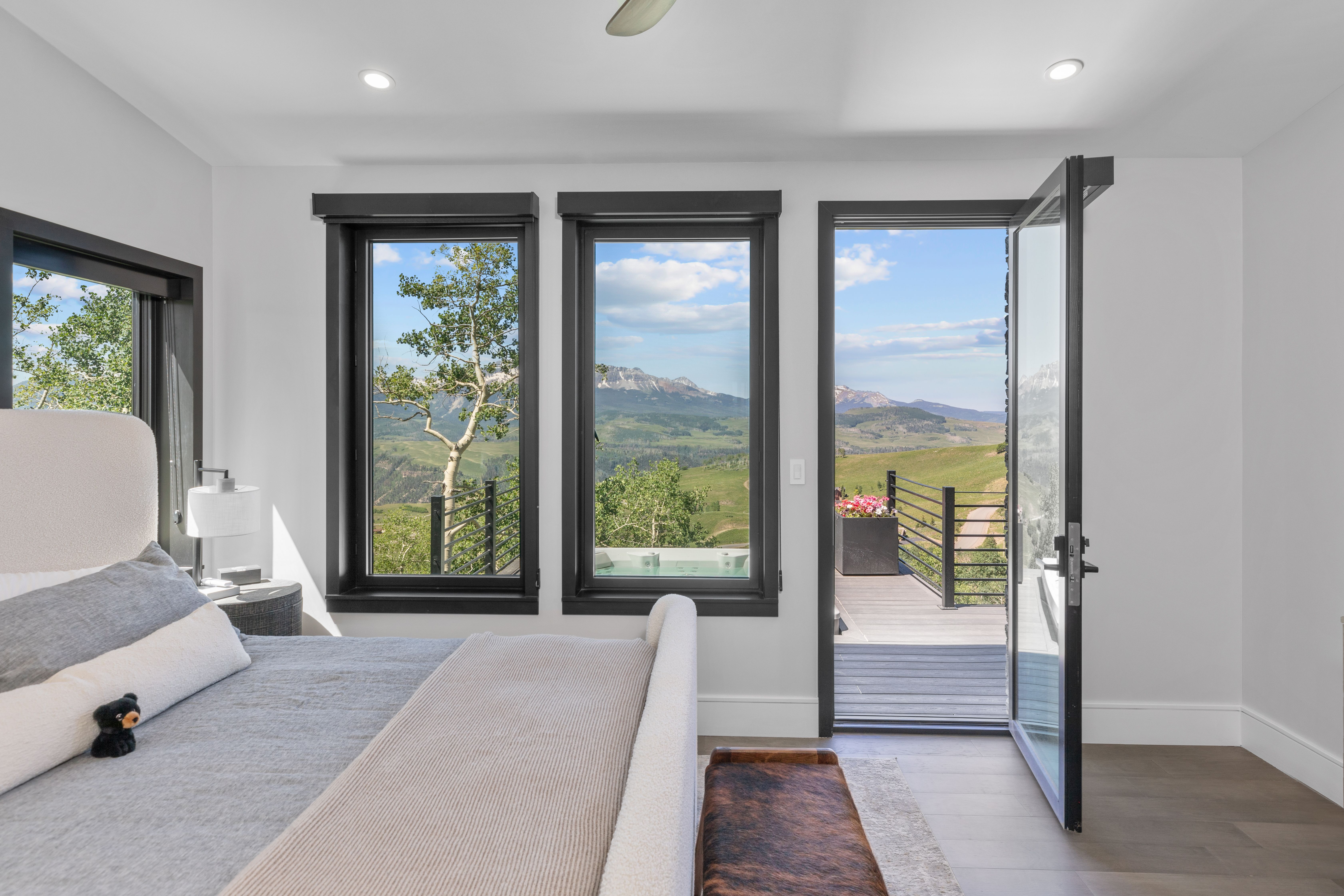 216 E Serapio Drive 
