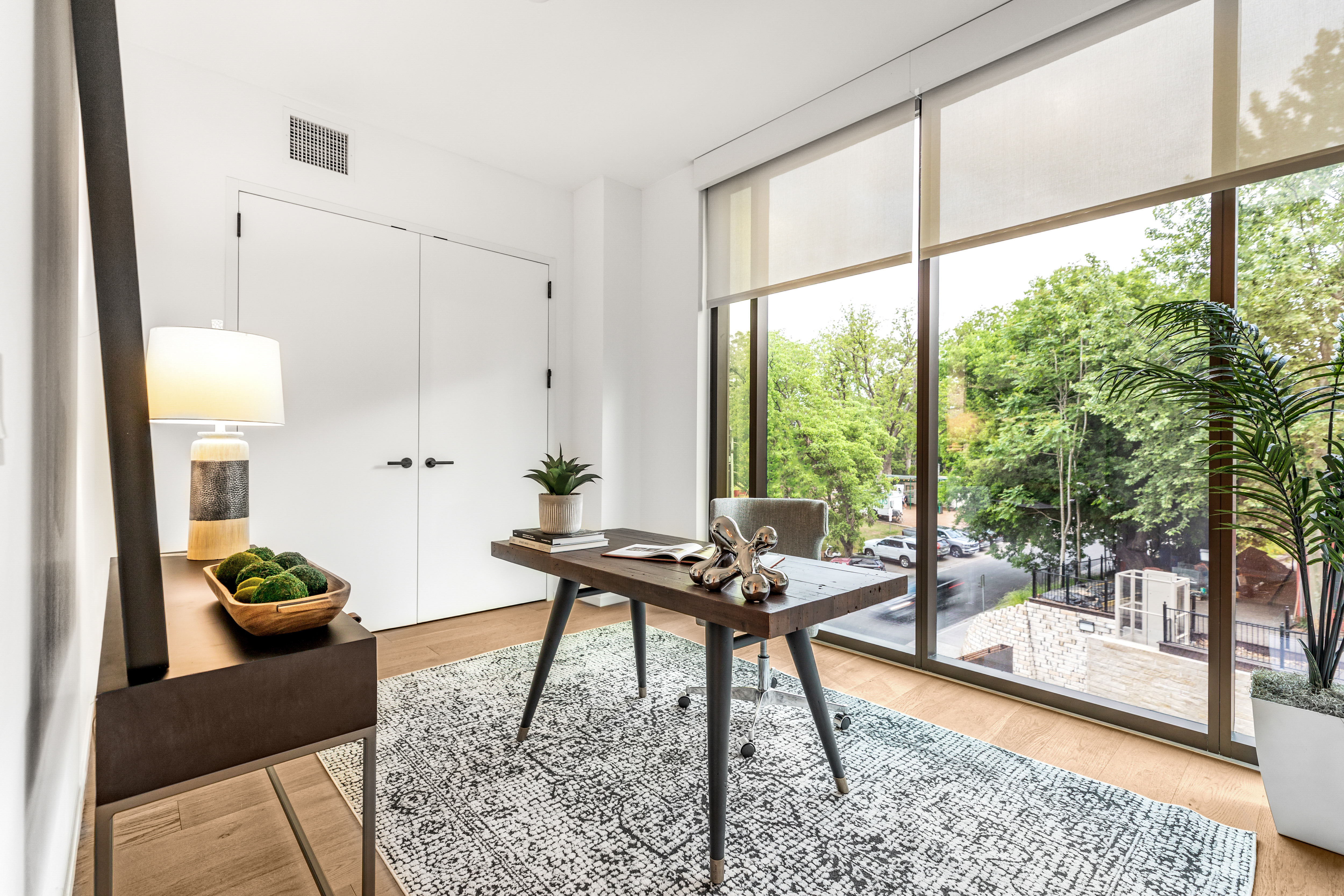 1211 West Riverside Drive 3D