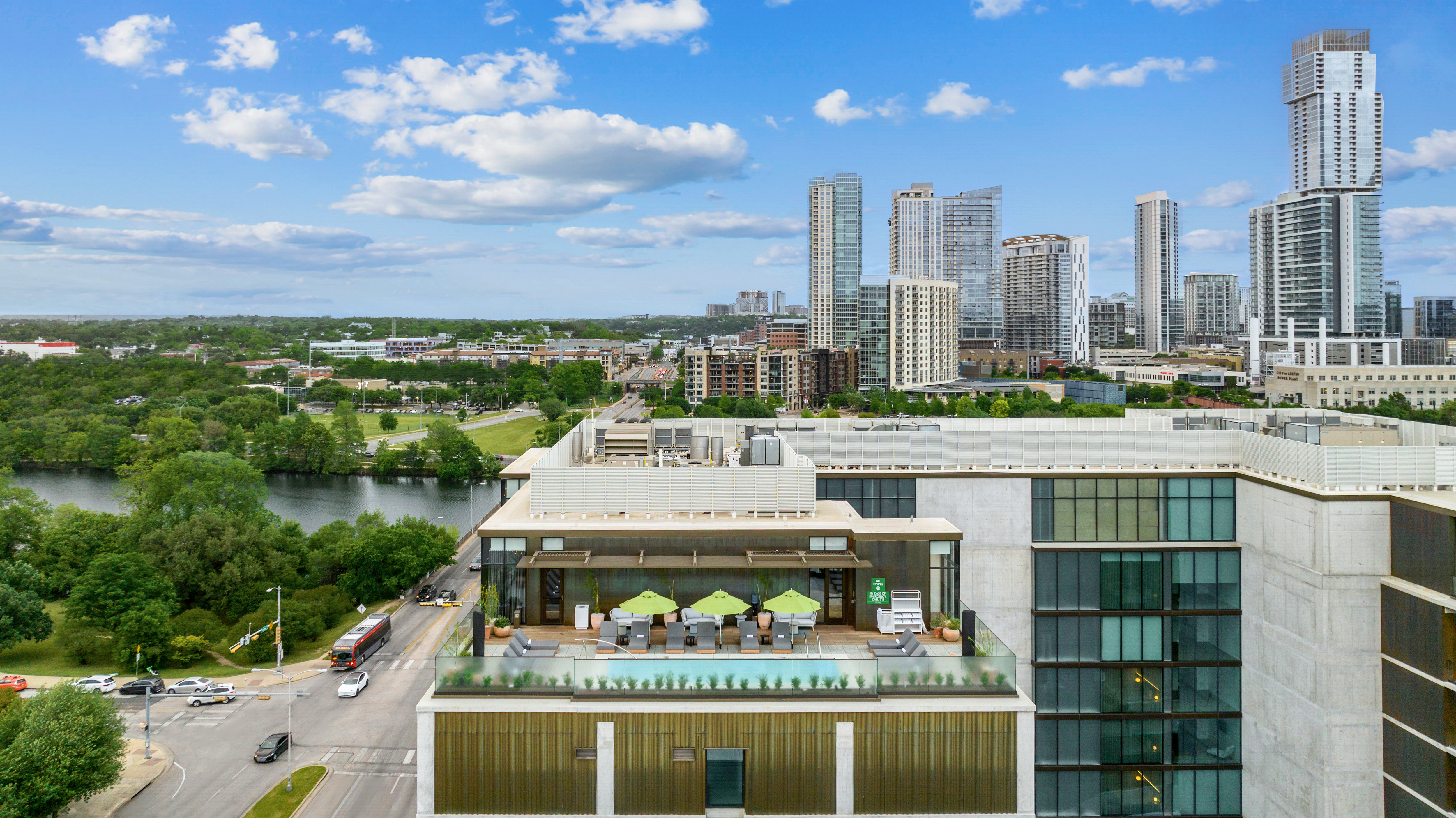 1211 West Riverside Drive 3D