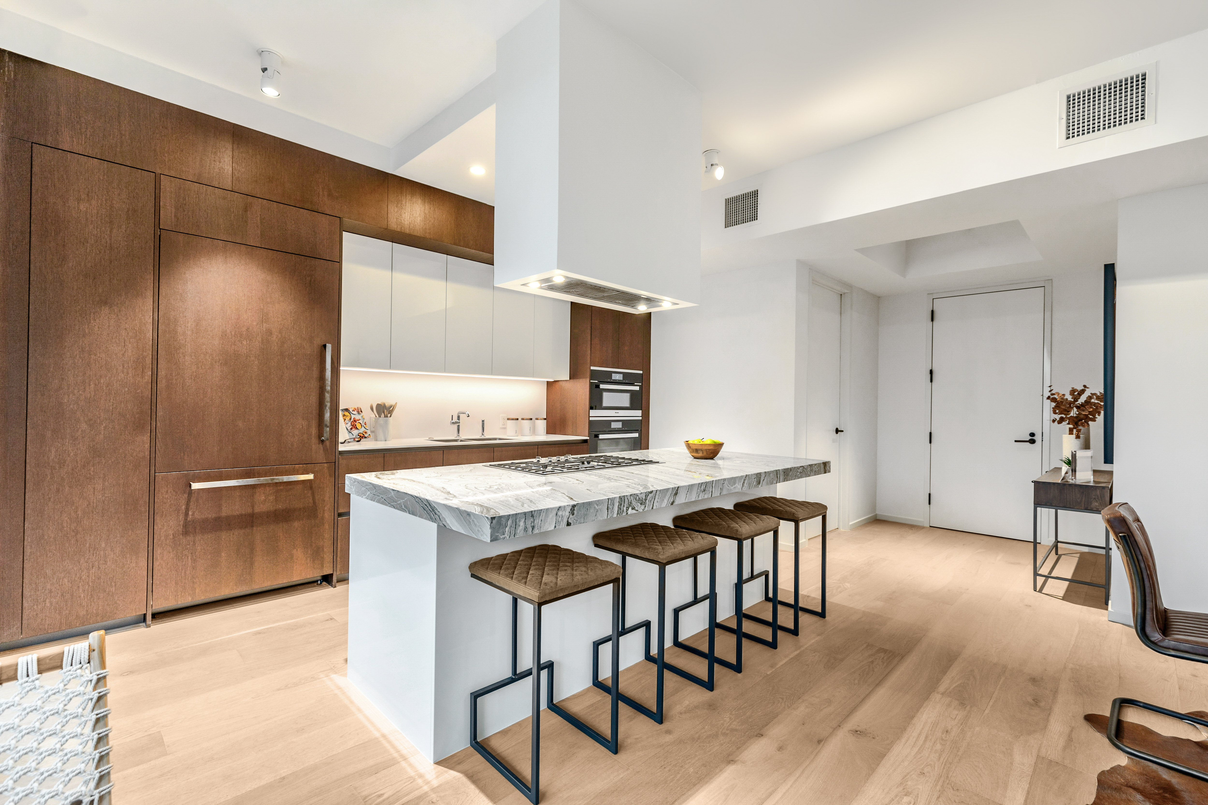 1211 West Riverside Drive 3D