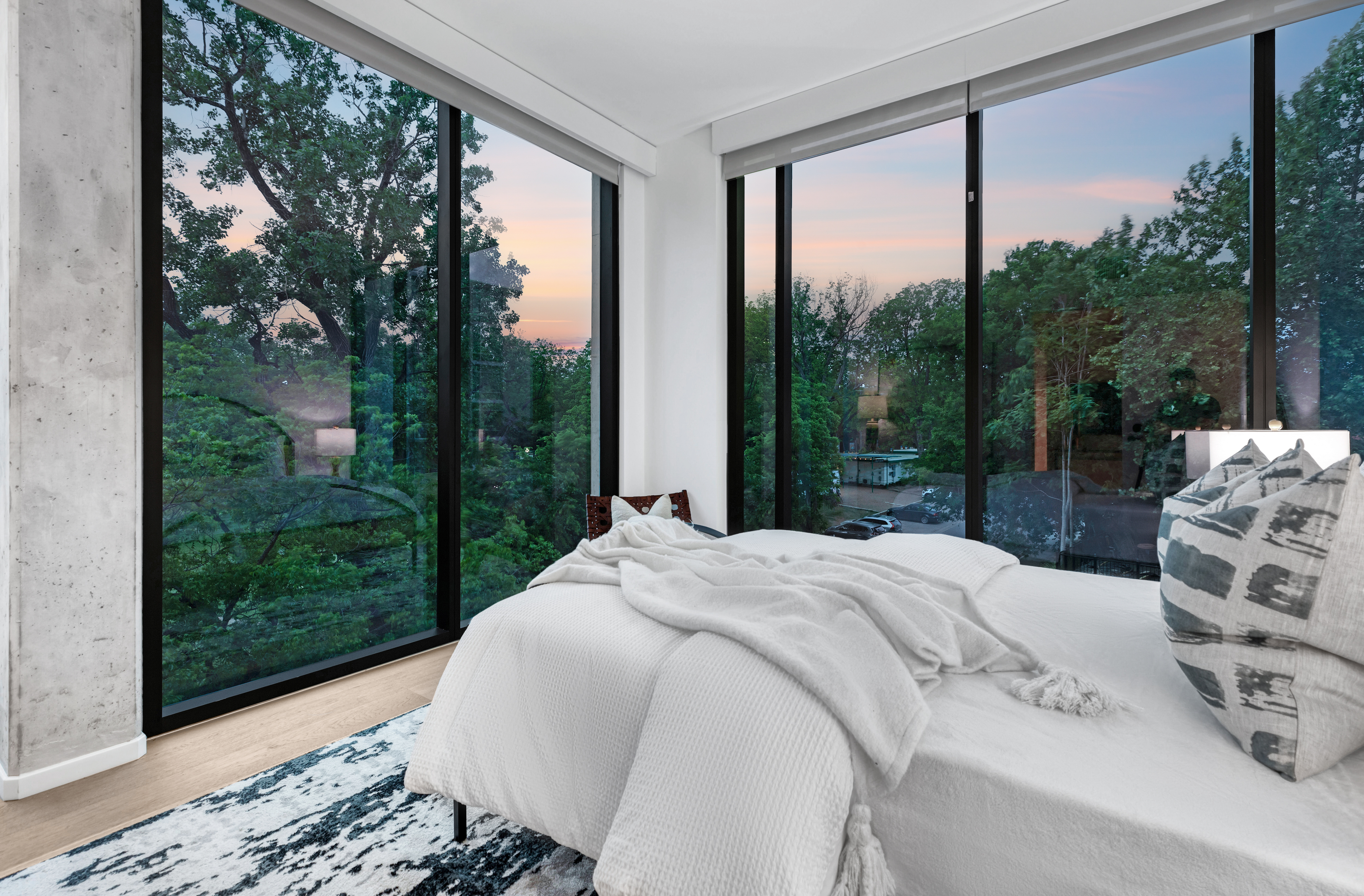 1211 West Riverside Drive 3D
