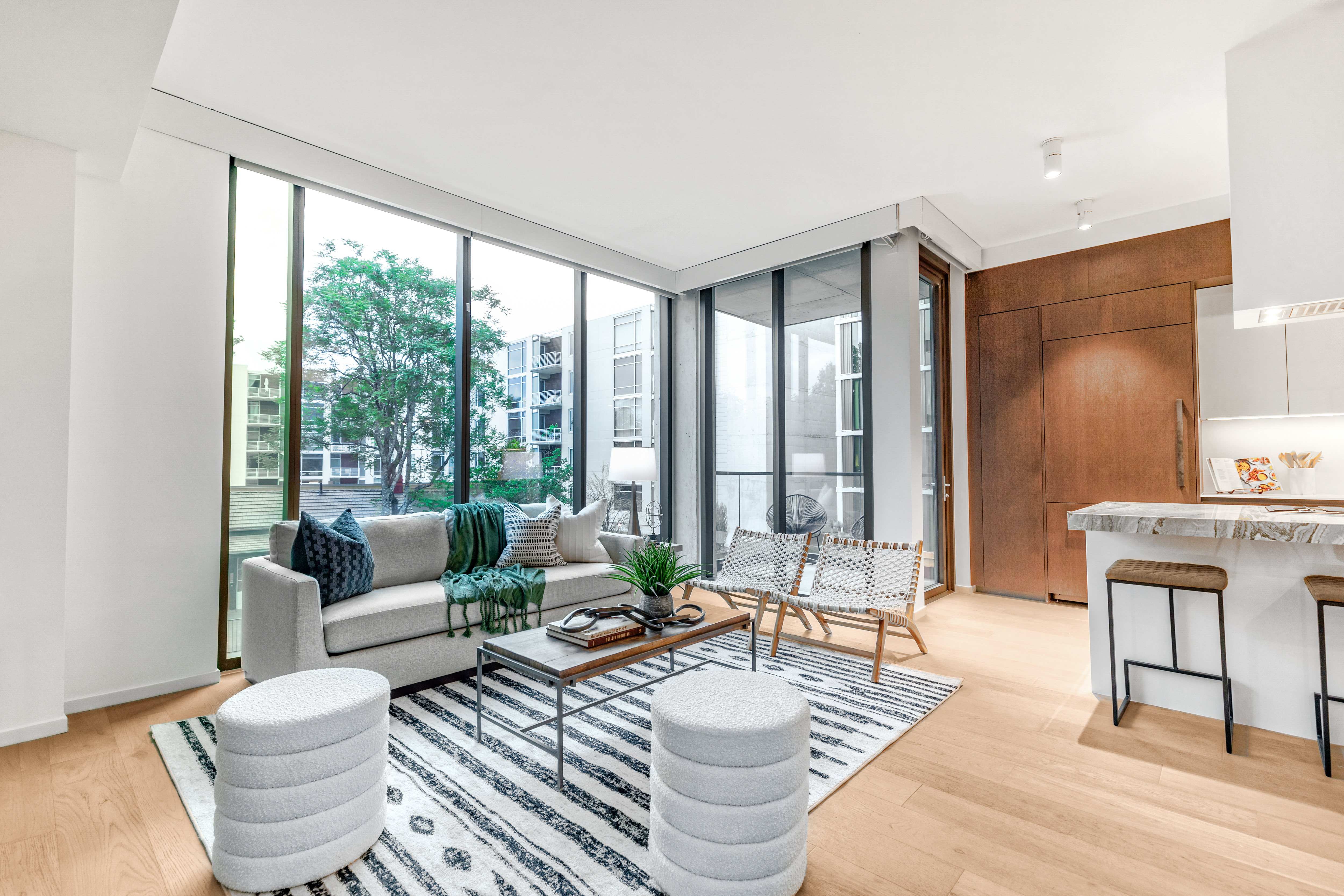 1211 West Riverside Drive 3D