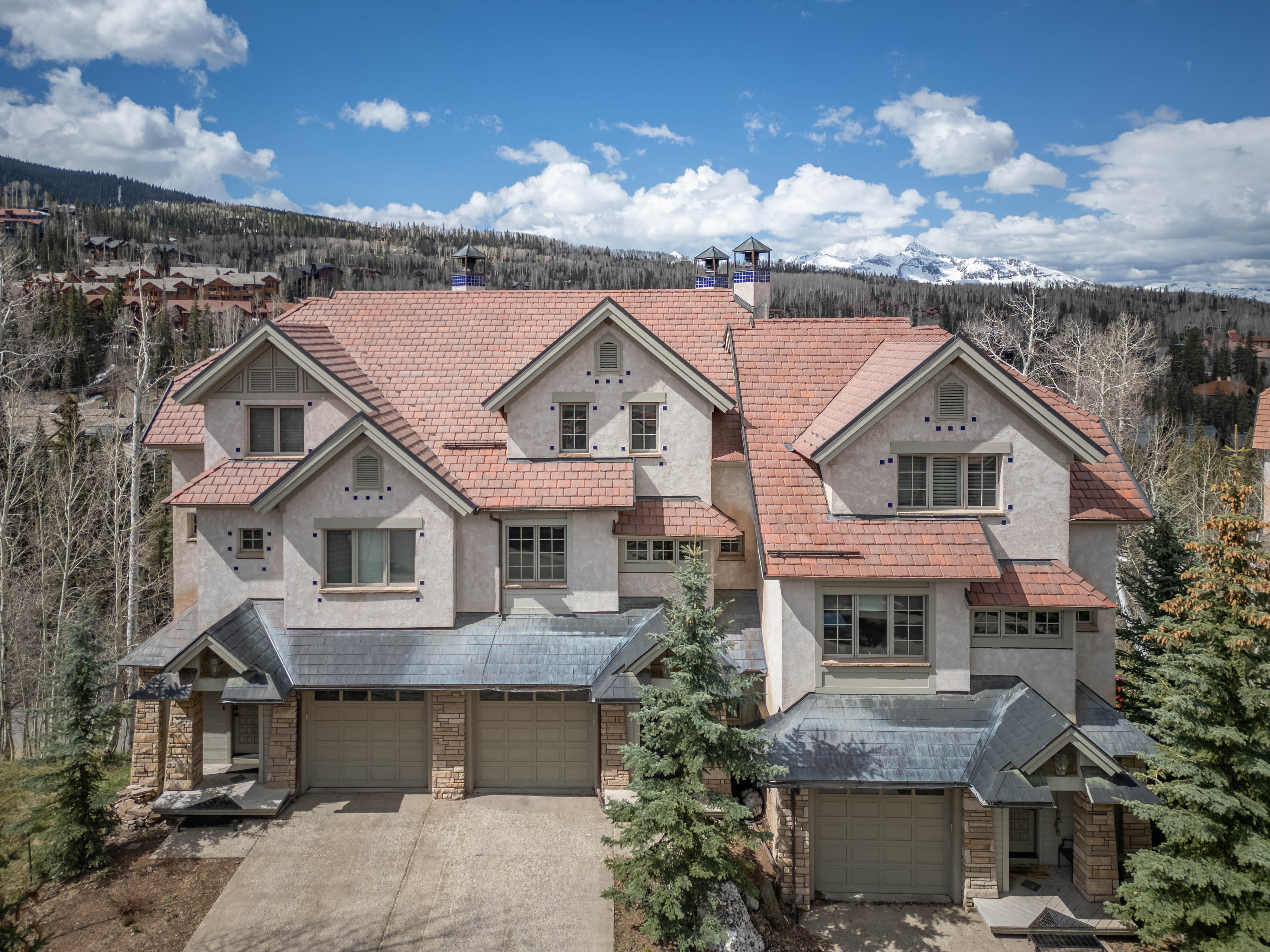 125 Aspen Ridge Drive Unit# 10