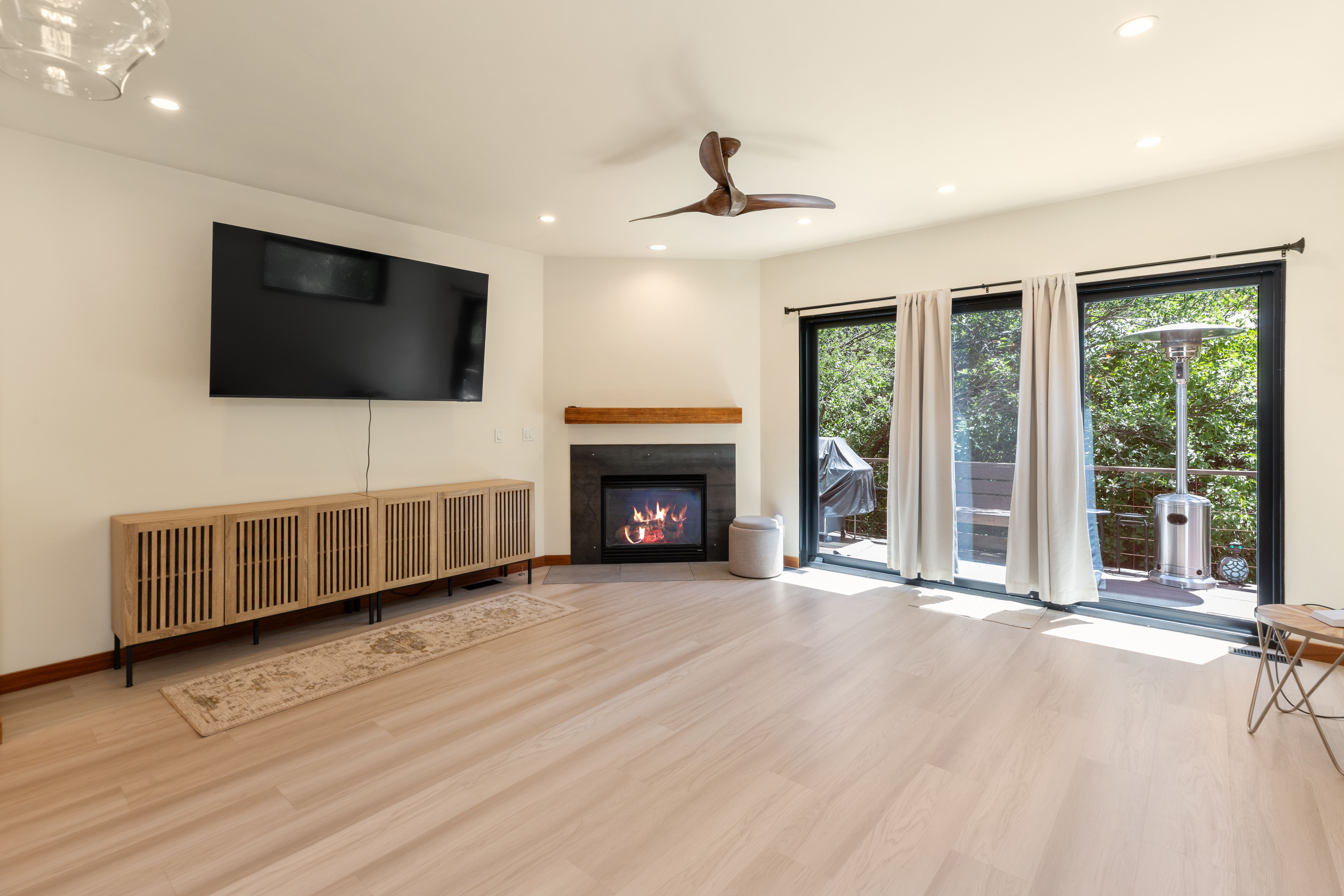 32 Canyon Court