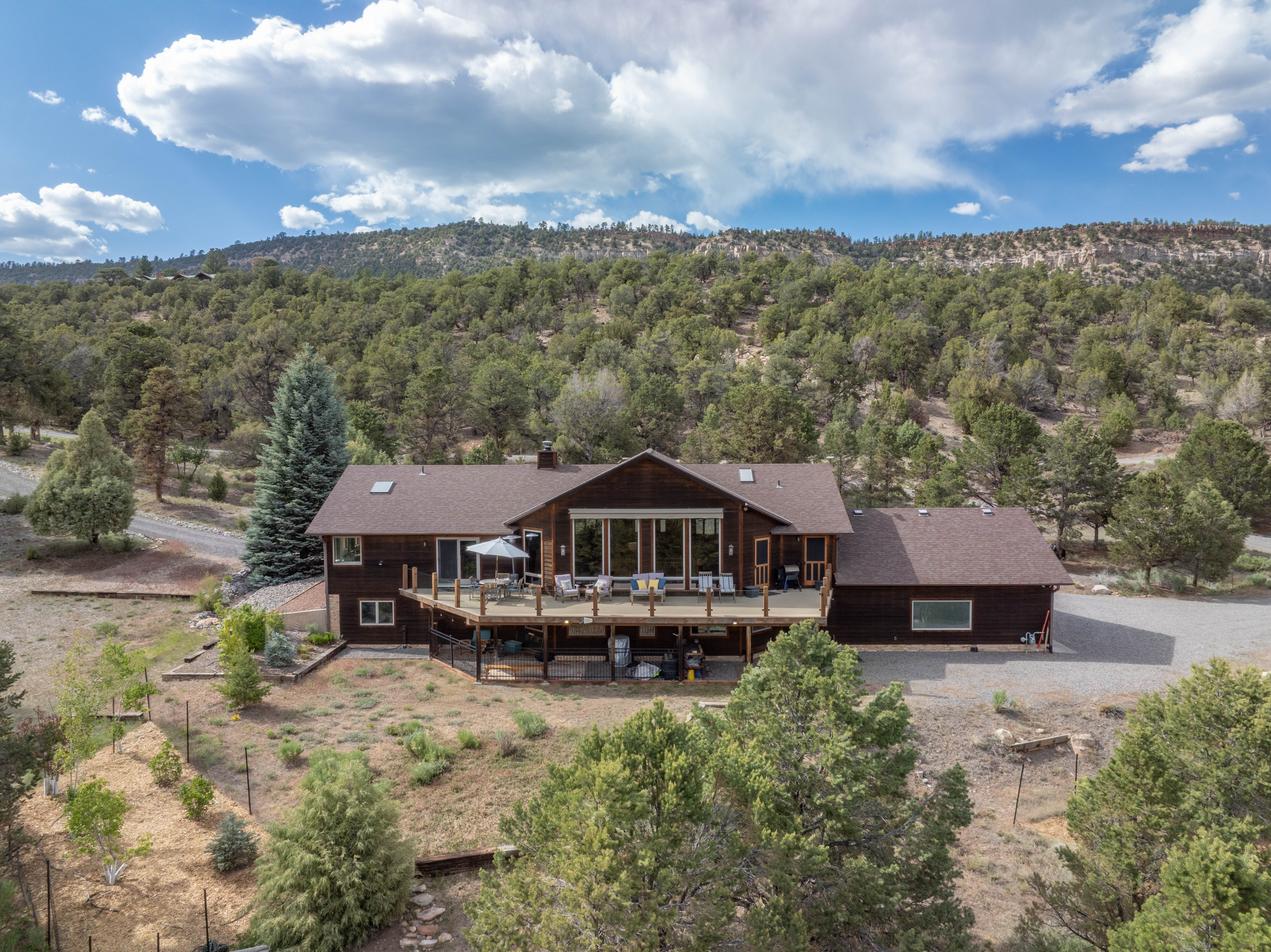 228 Pleasant Valley Court 