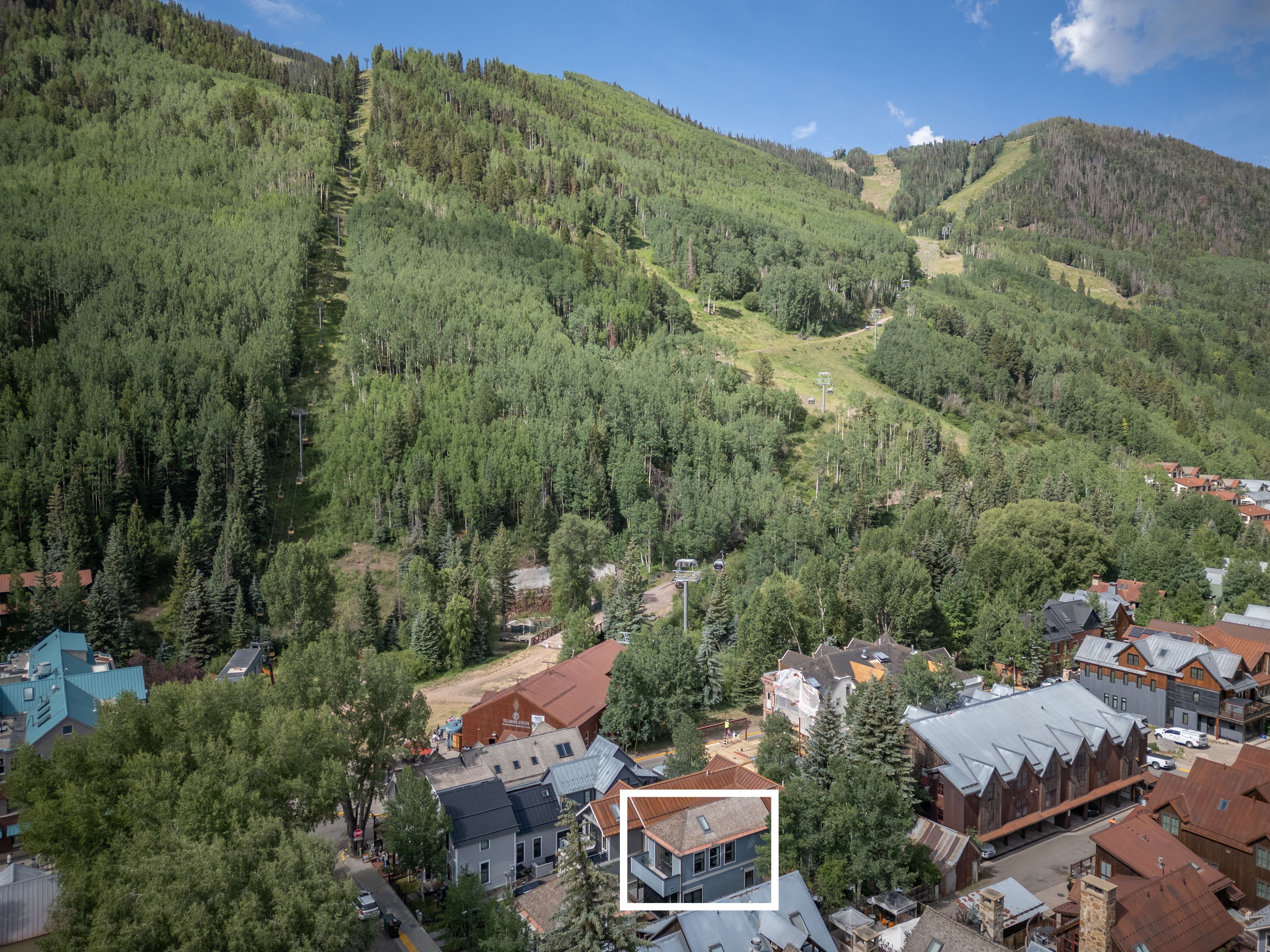 225 S Oak Street Unit# B