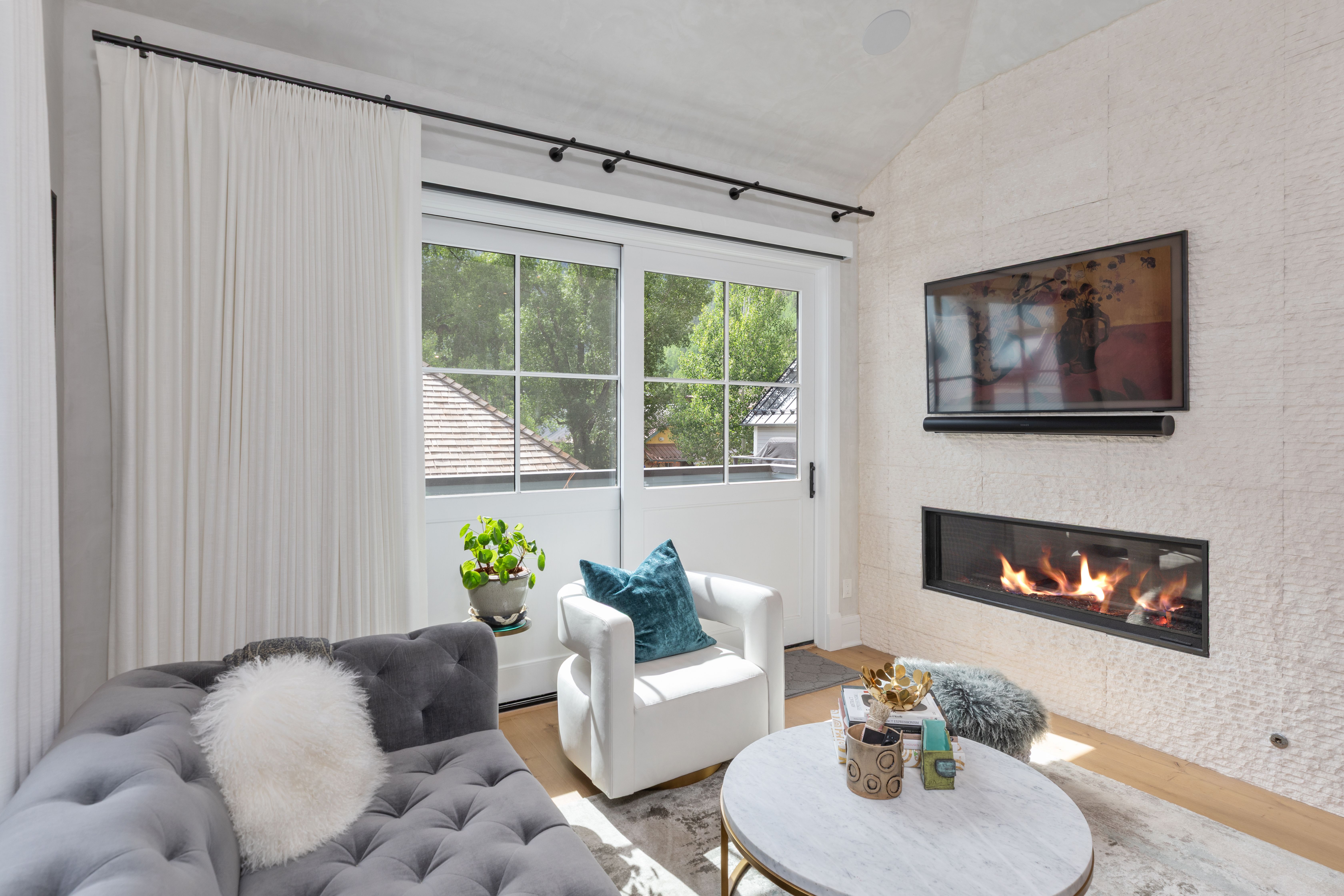 225 S Oak Street Unit# B