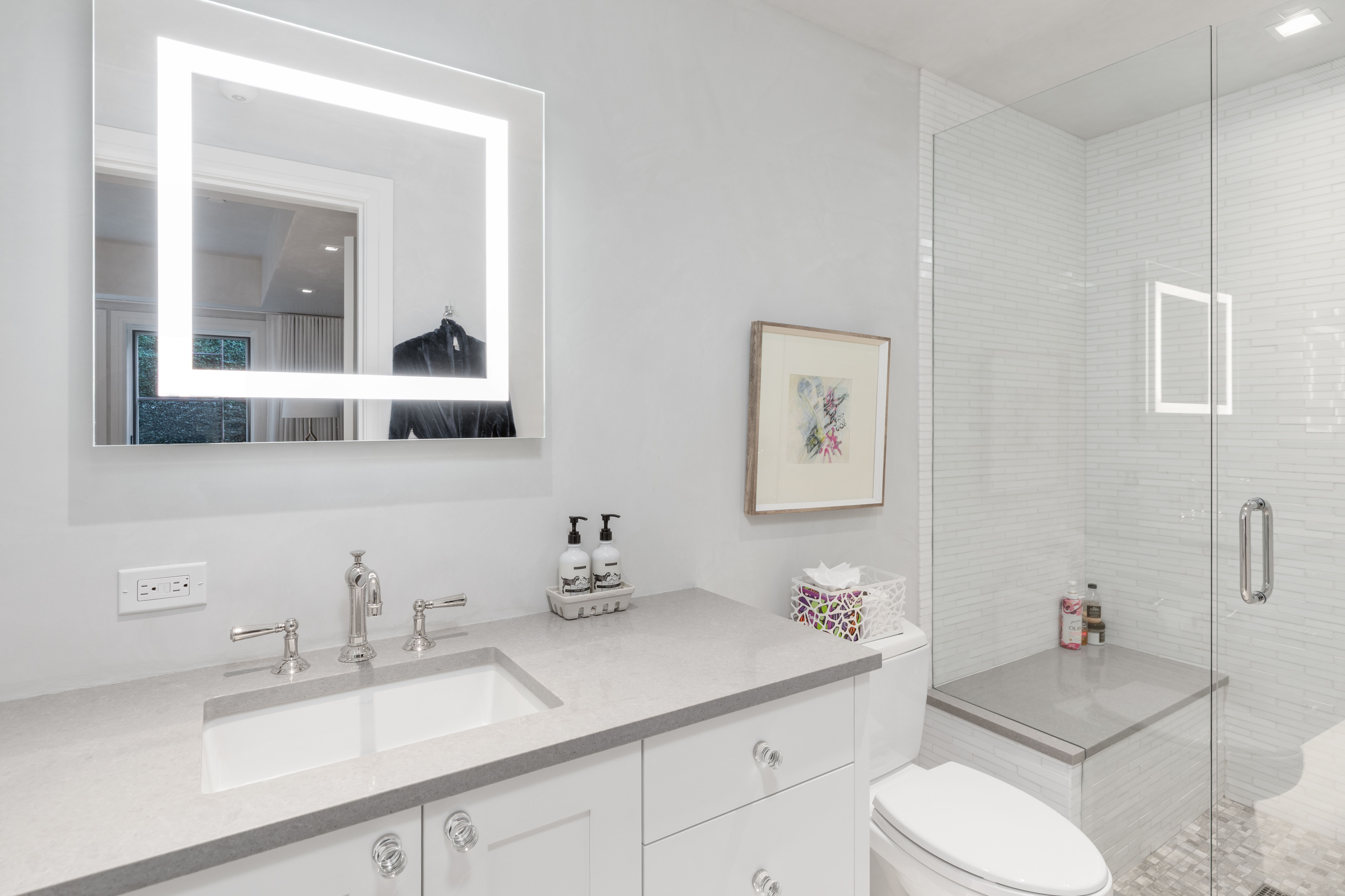 225 S Oak Street Unit# B