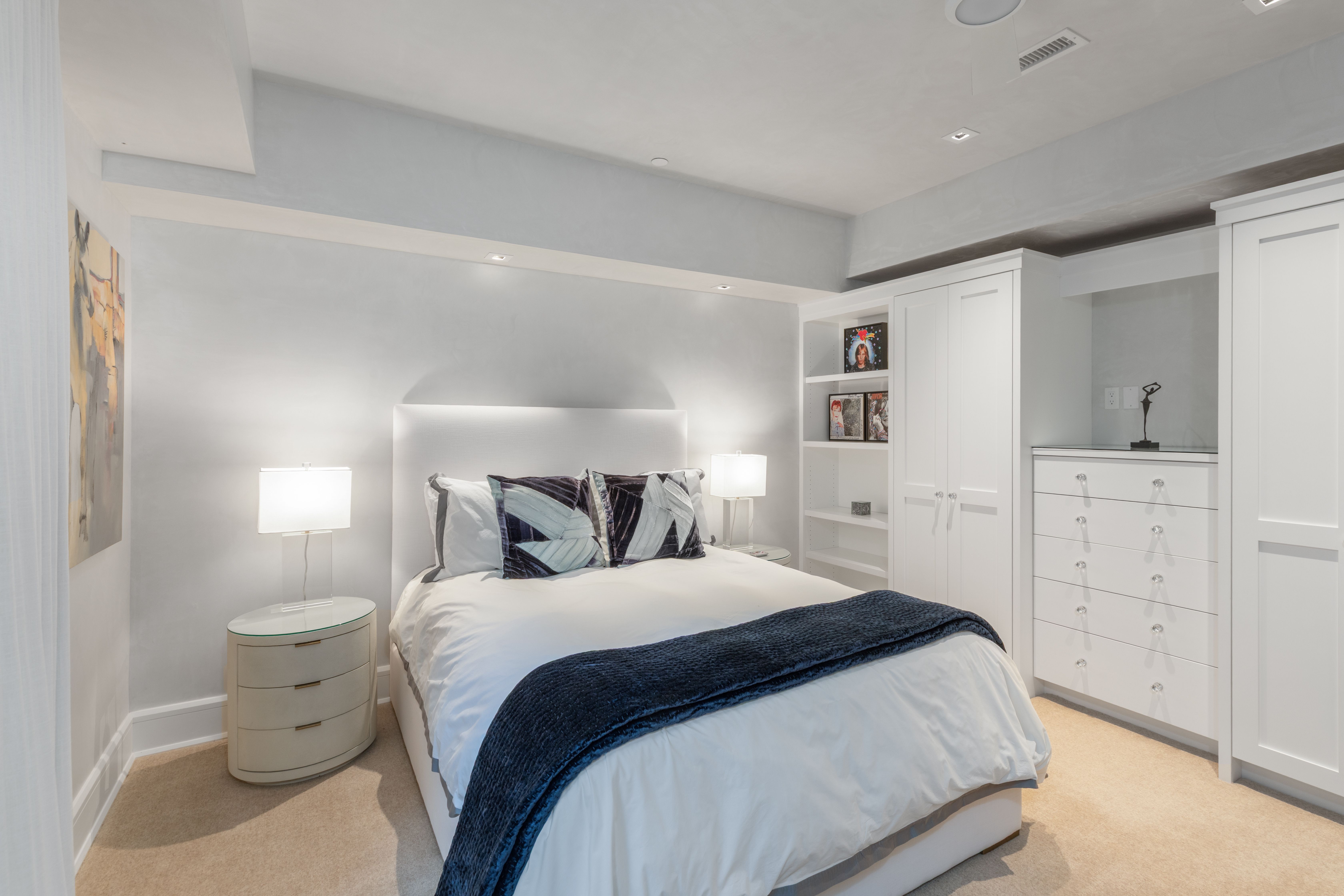 225 S Oak Street Unit# B