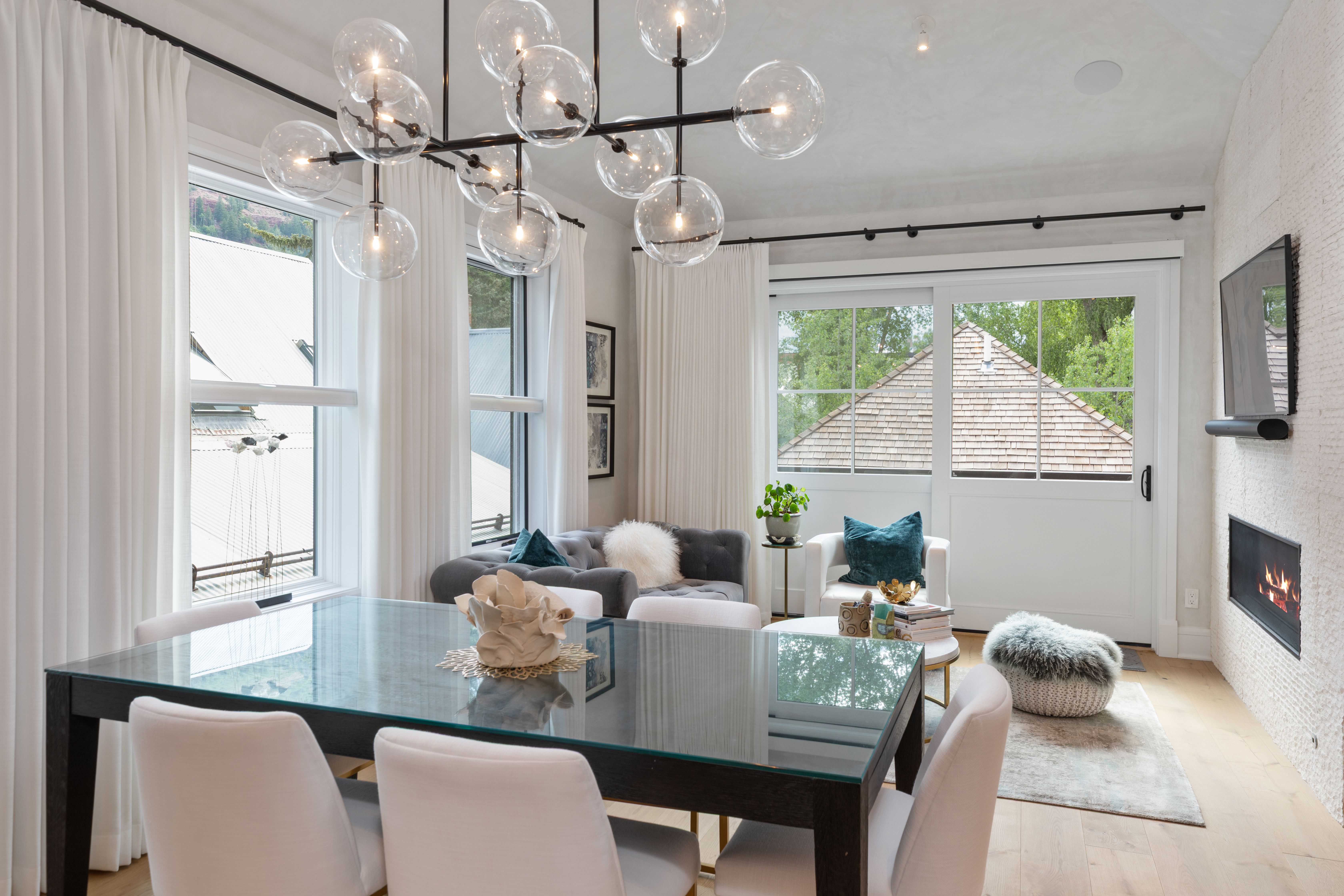 225 S Oak Street Unit# B