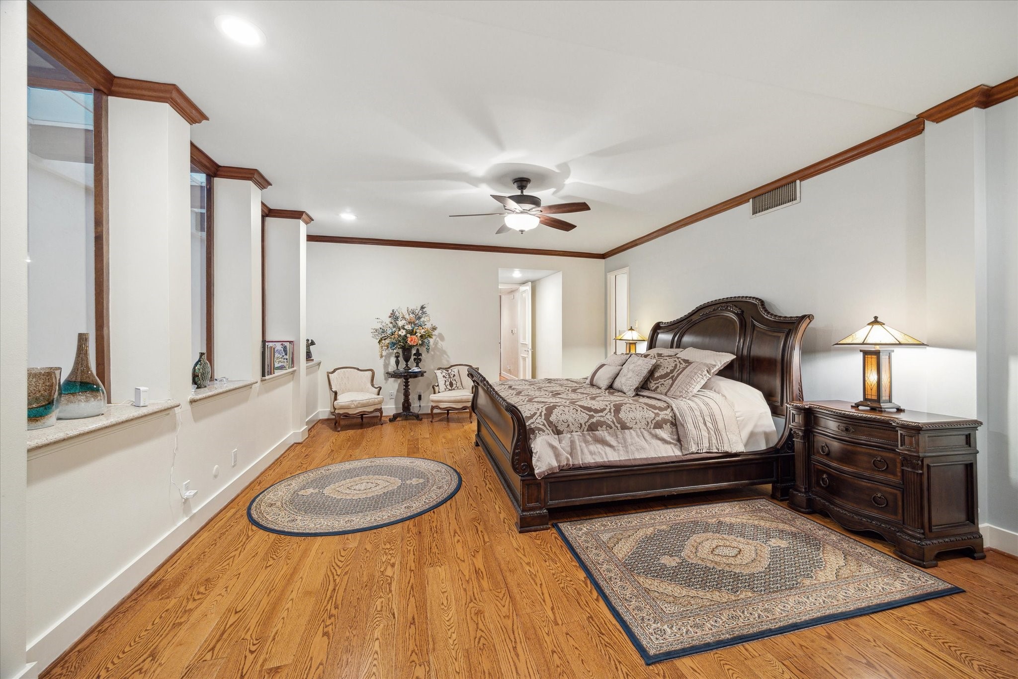 45 Briar Hollow Lane #4