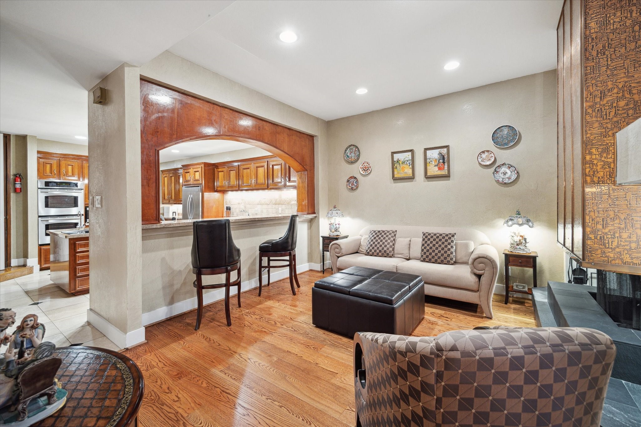 45 Briar Hollow Lane #4
