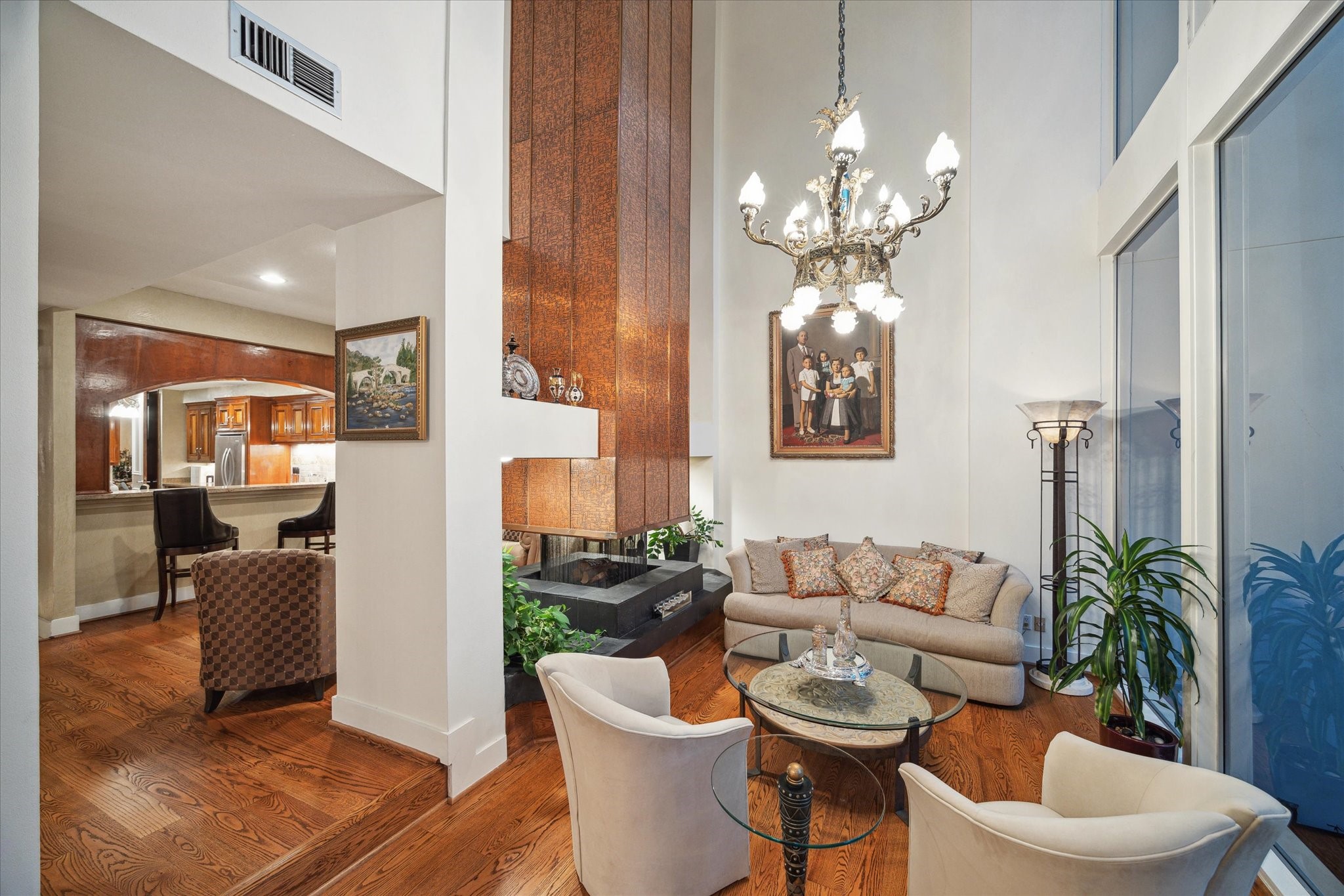 45 Briar Hollow Lane #4