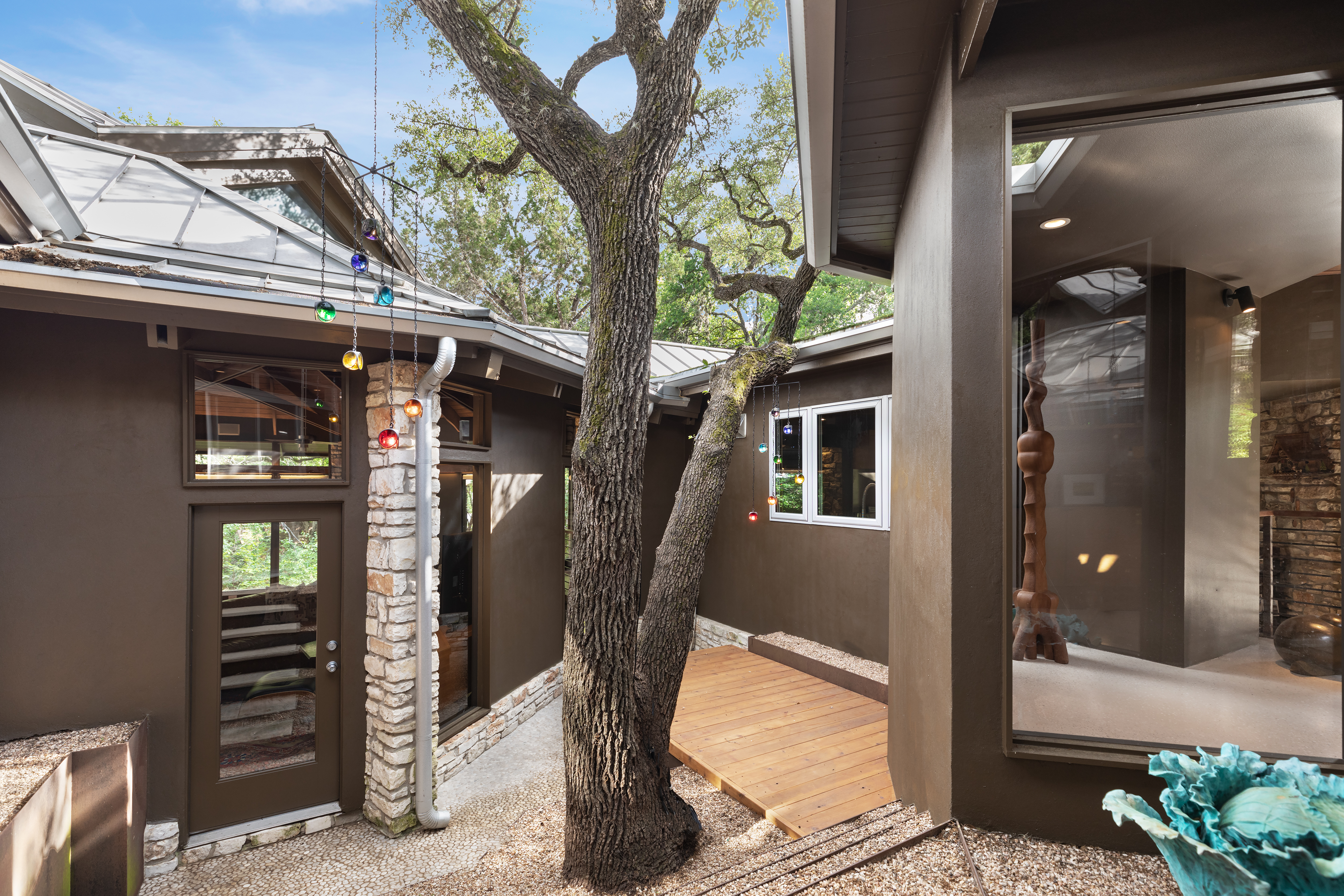 2707 Valley Spring Road 