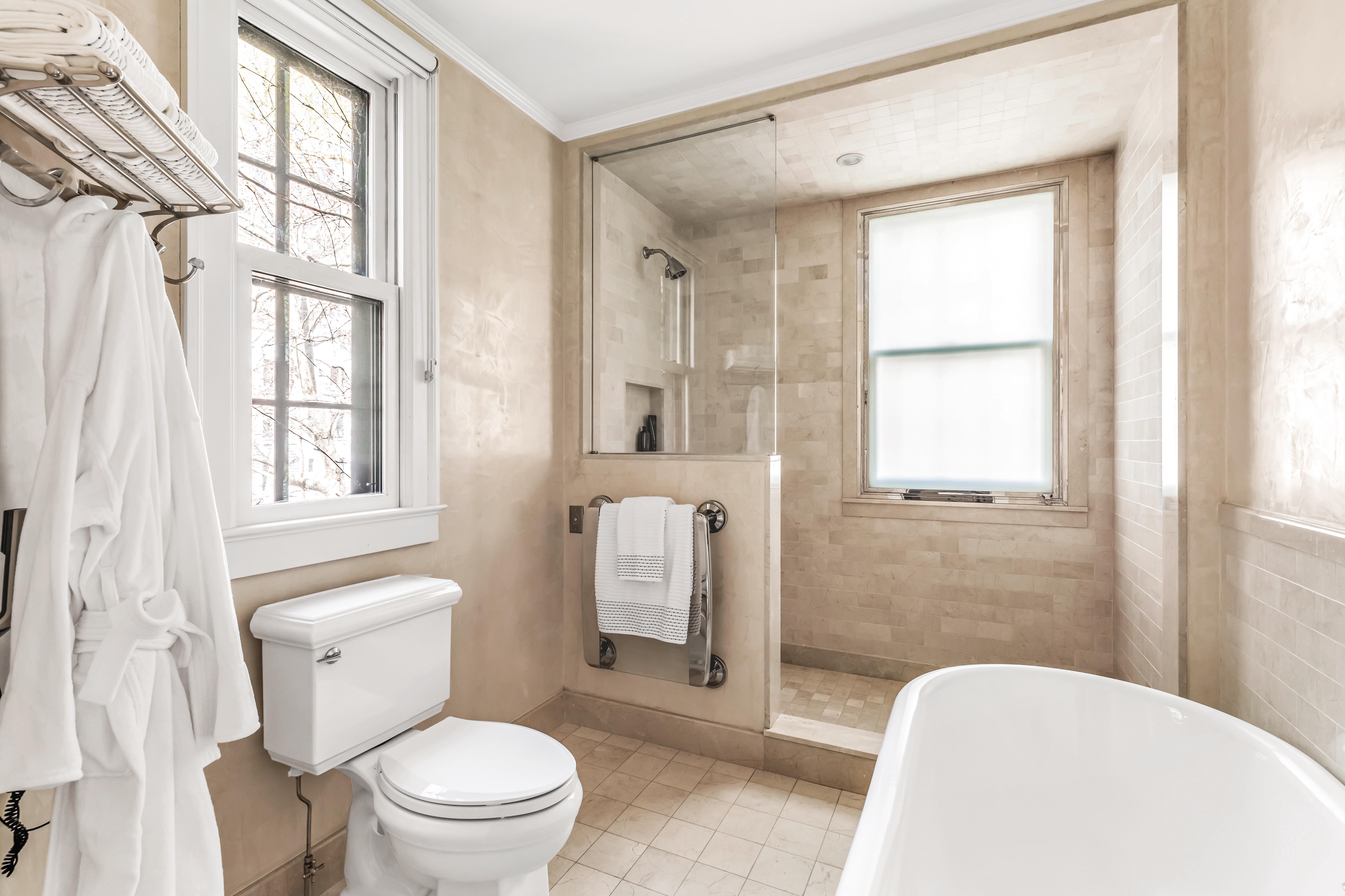 455 West 24th Street