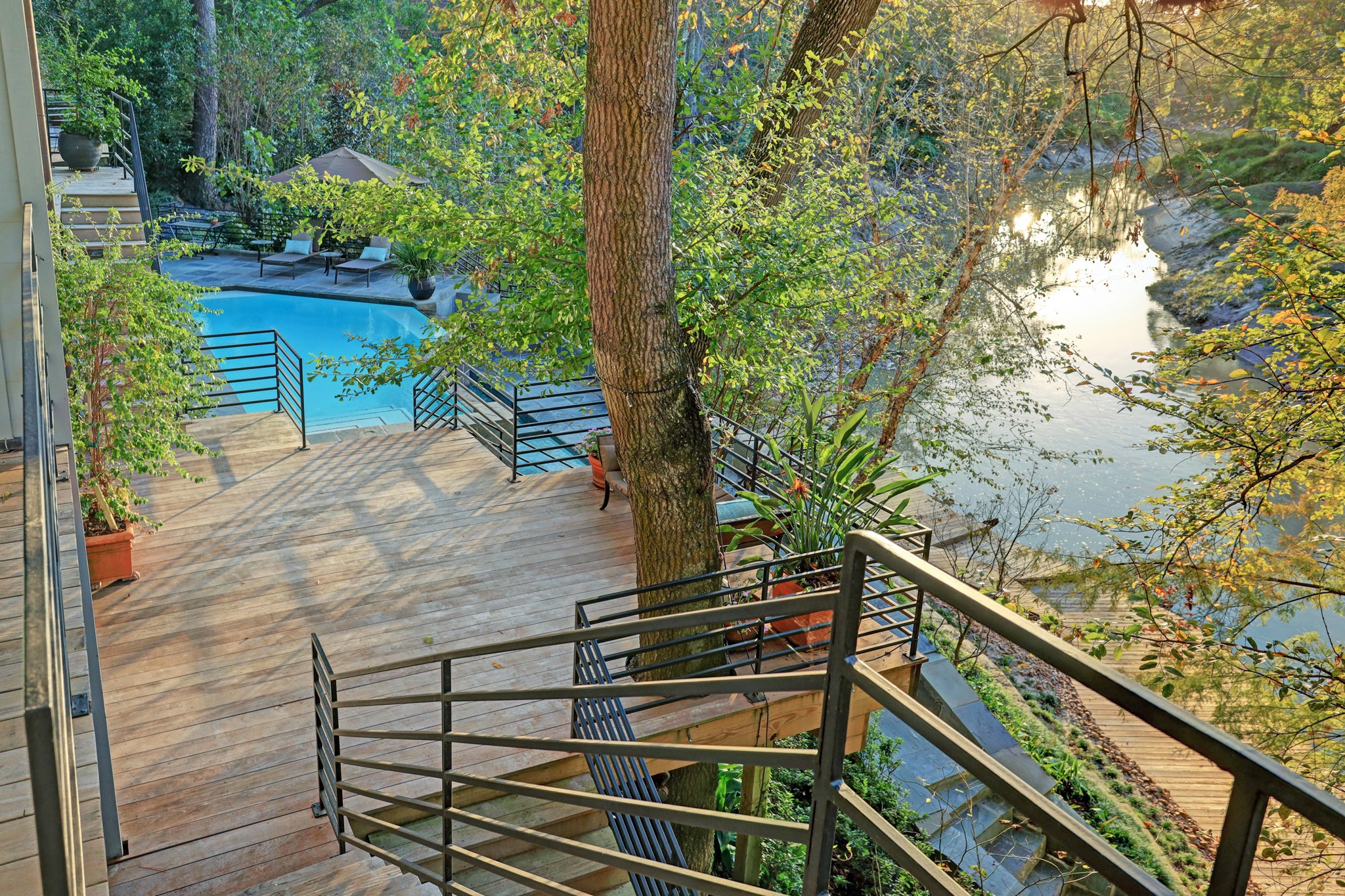 2003 Arrowwood Circle N