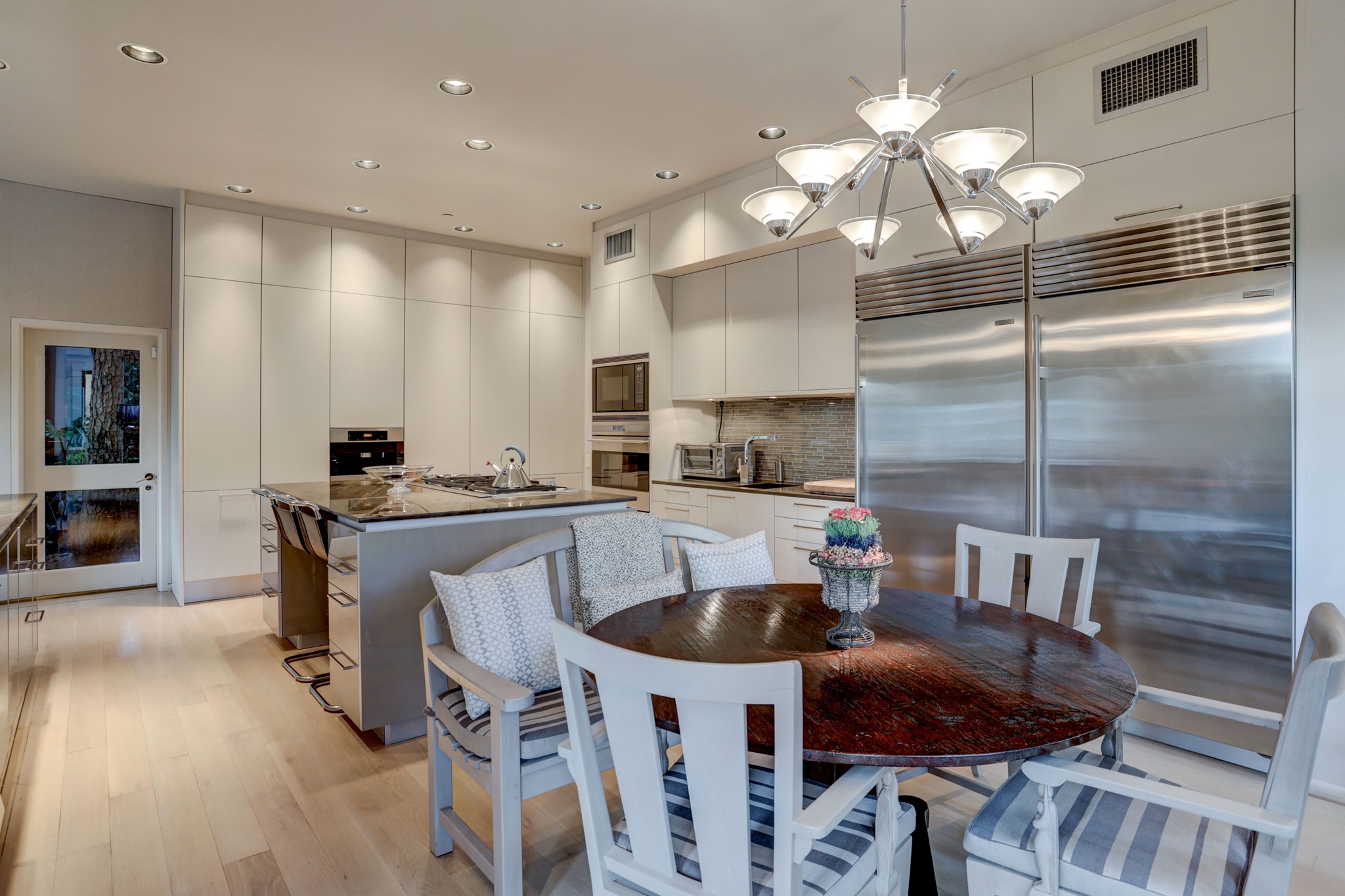 2003 Arrowwood Circle N