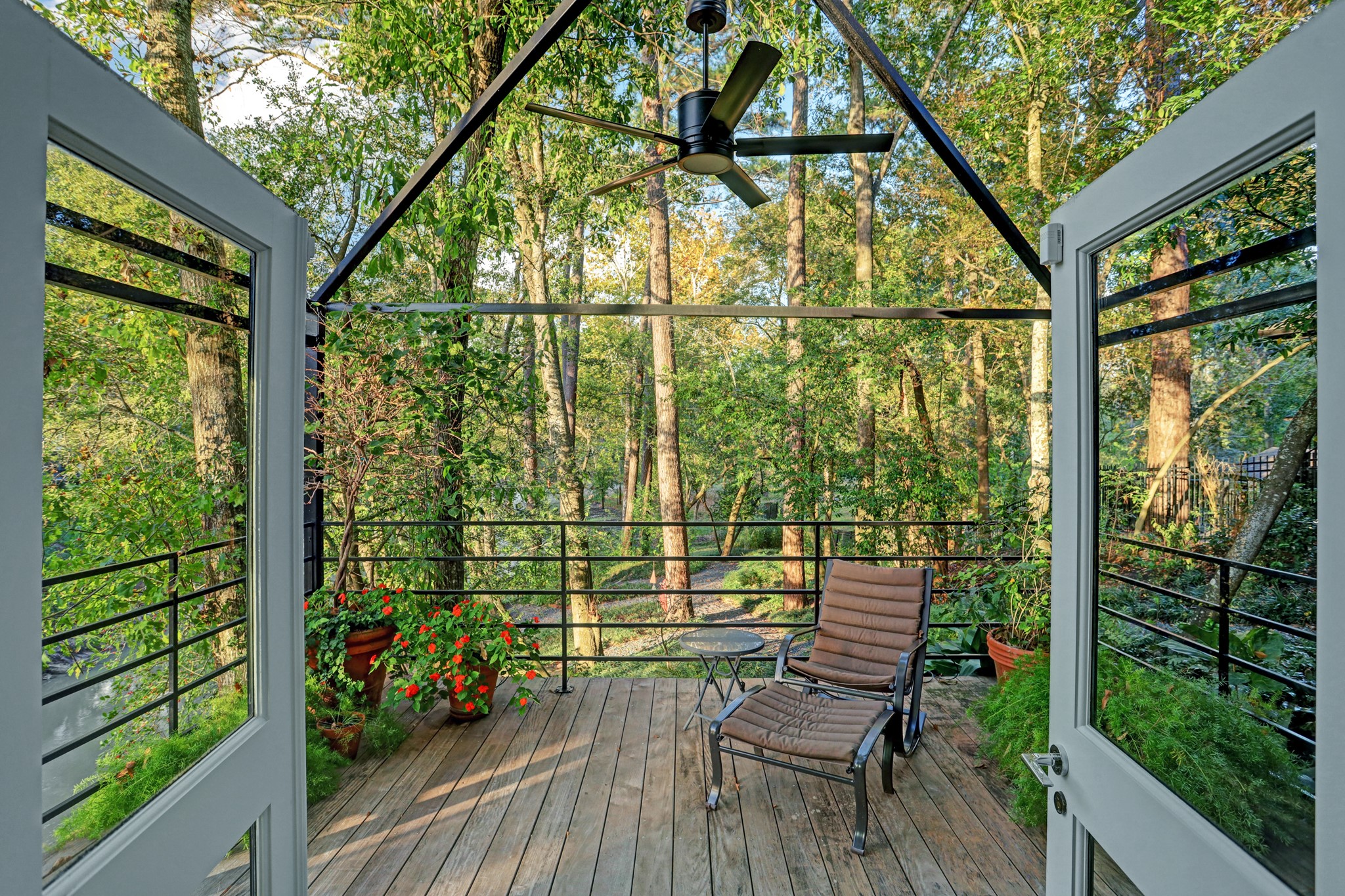 2003 Arrowwood Circle N