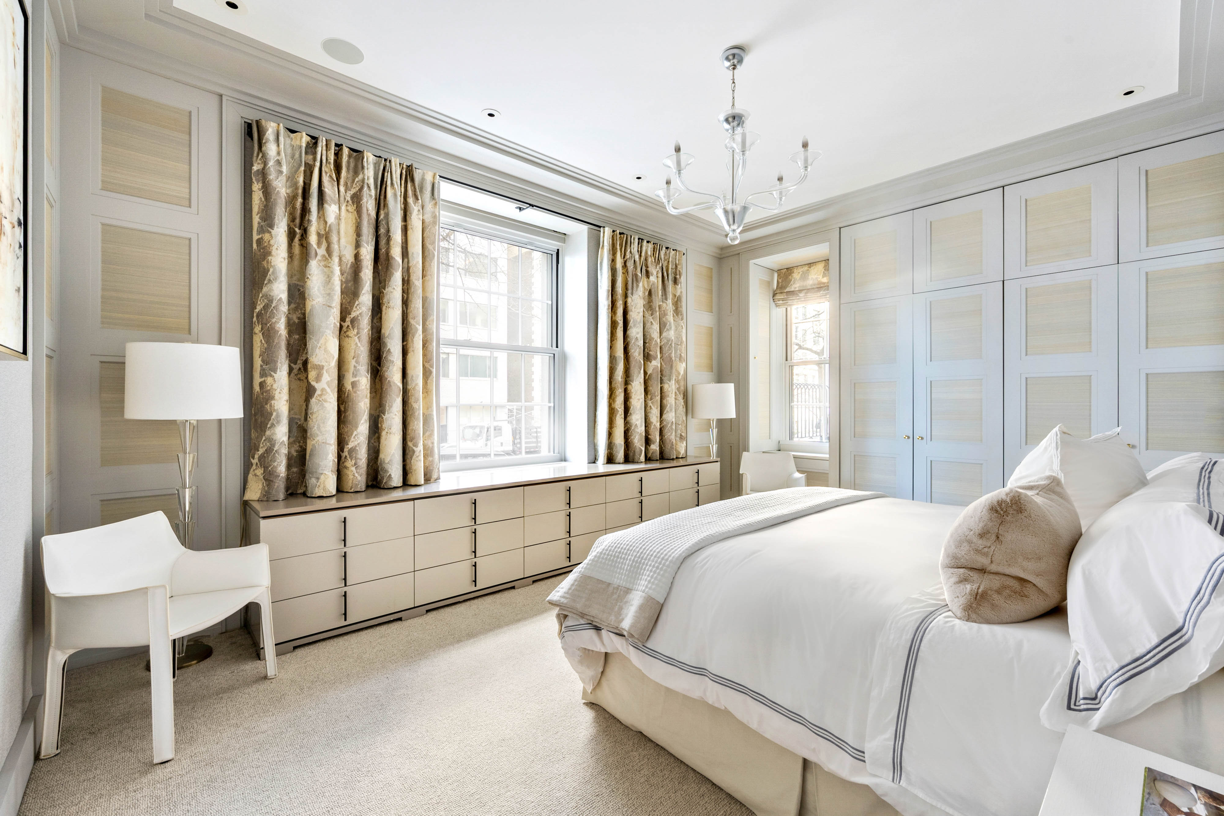 907 Fifth Avenue Maisonette