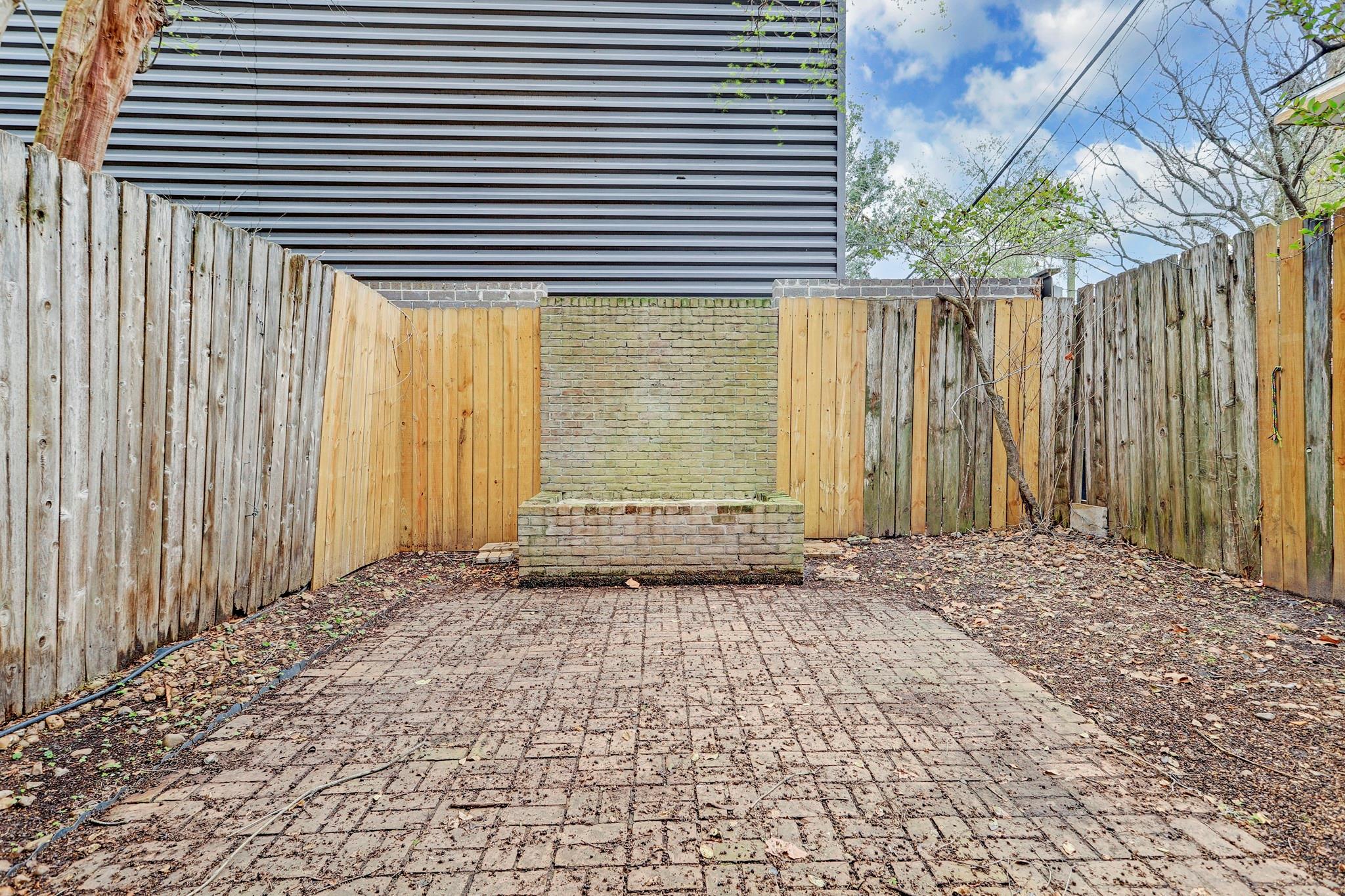 1111 Autrey Street