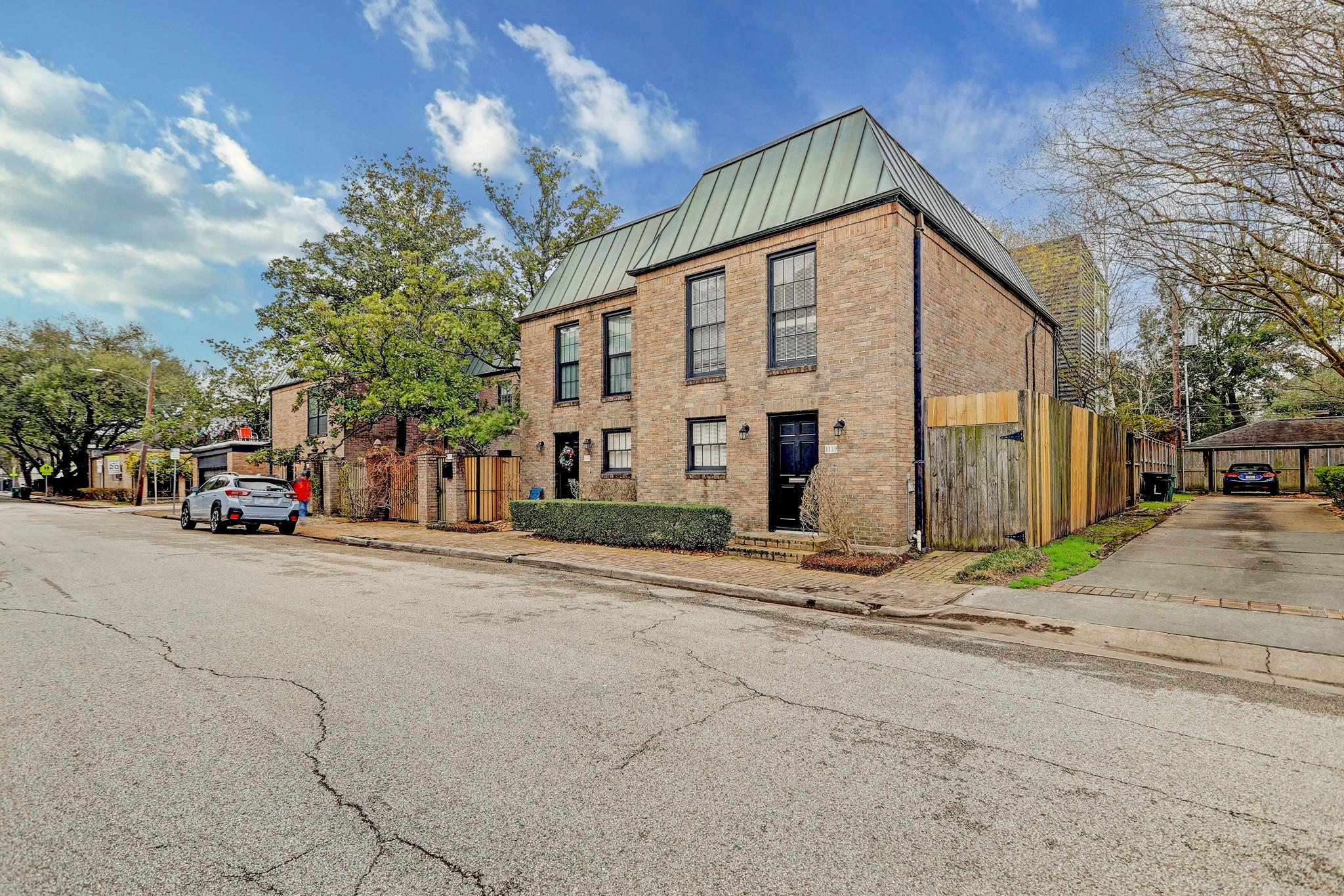 1111 Autrey Street