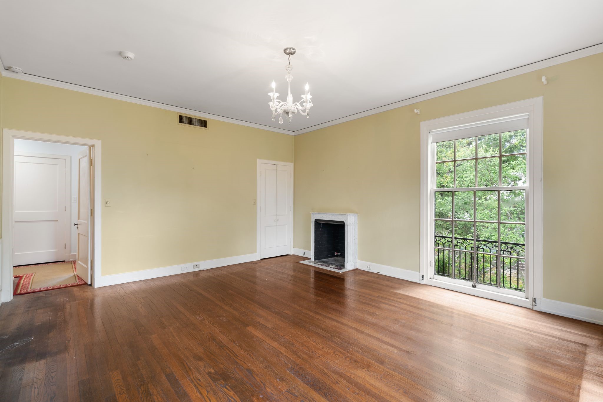1604 Kirby Drive