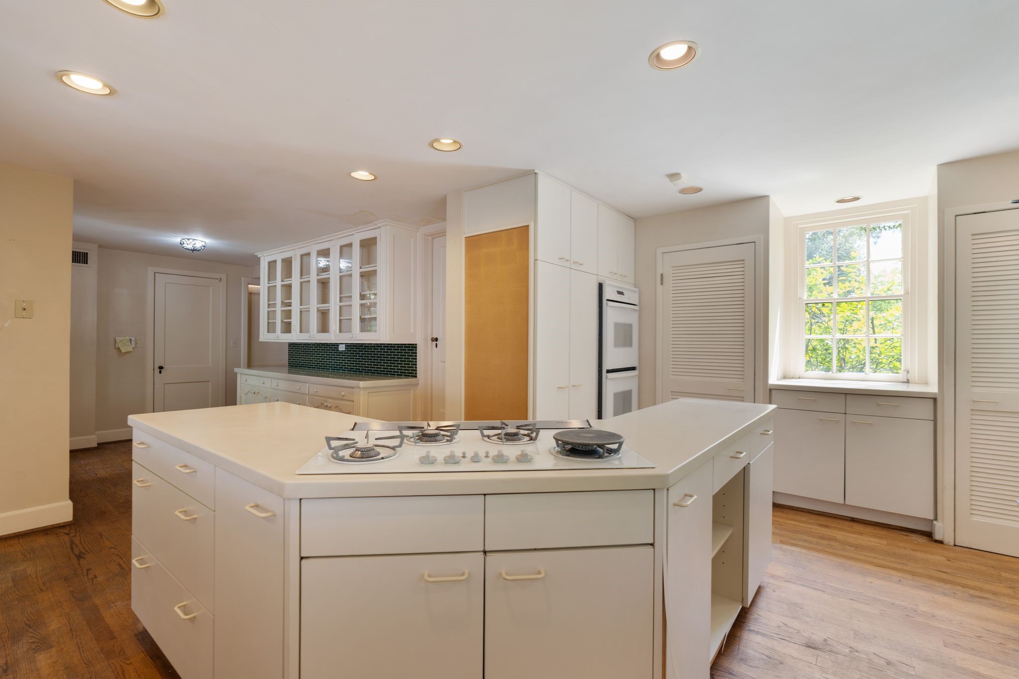 1604 Kirby Drive
