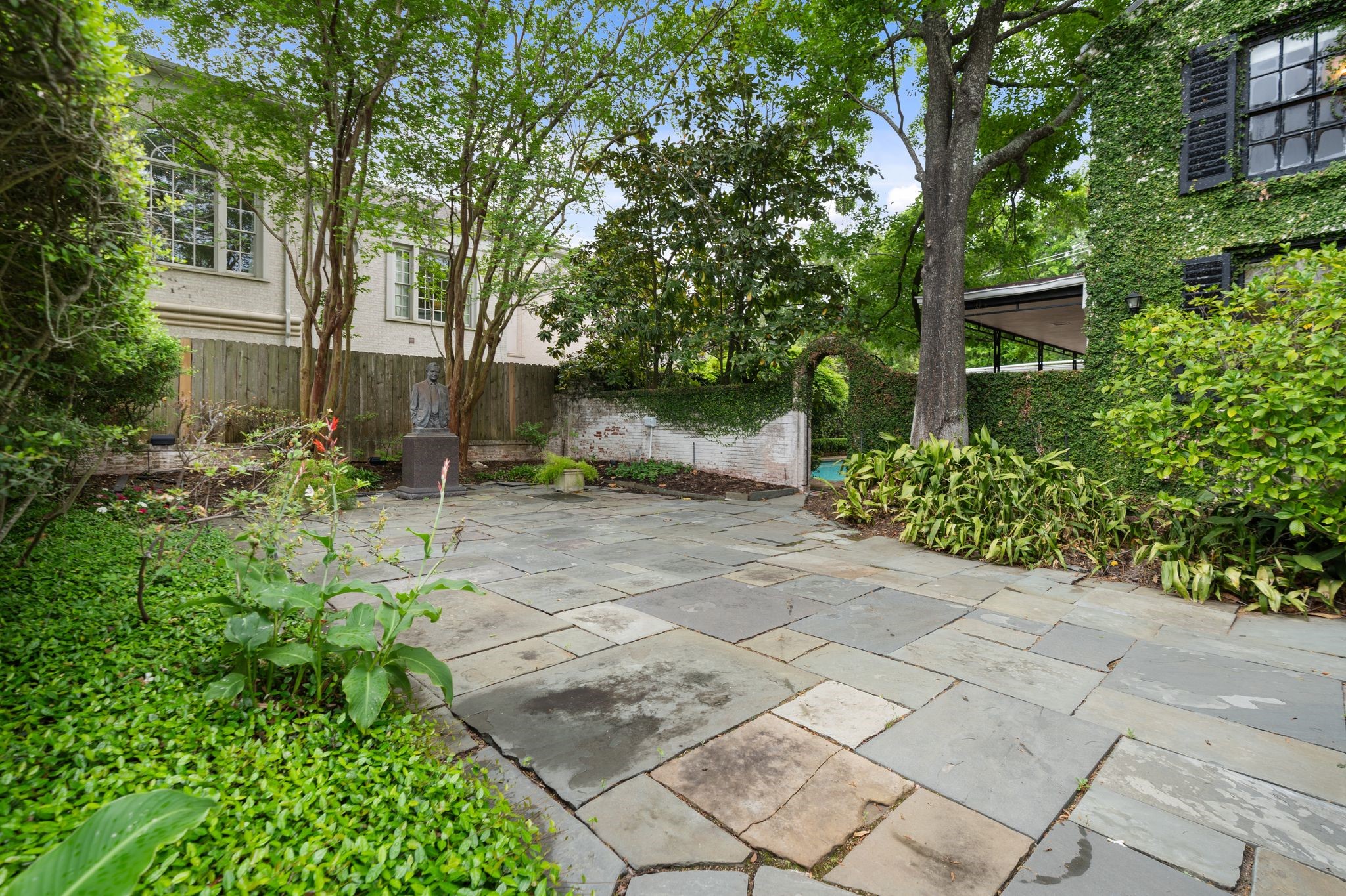 1604 Kirby Drive