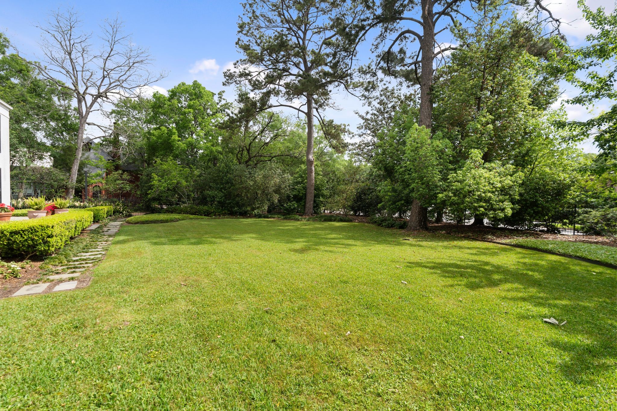 1604 Kirby Drive