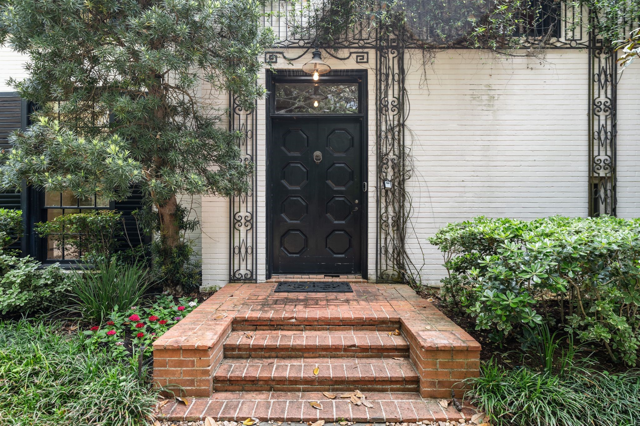 1604 Kirby Drive