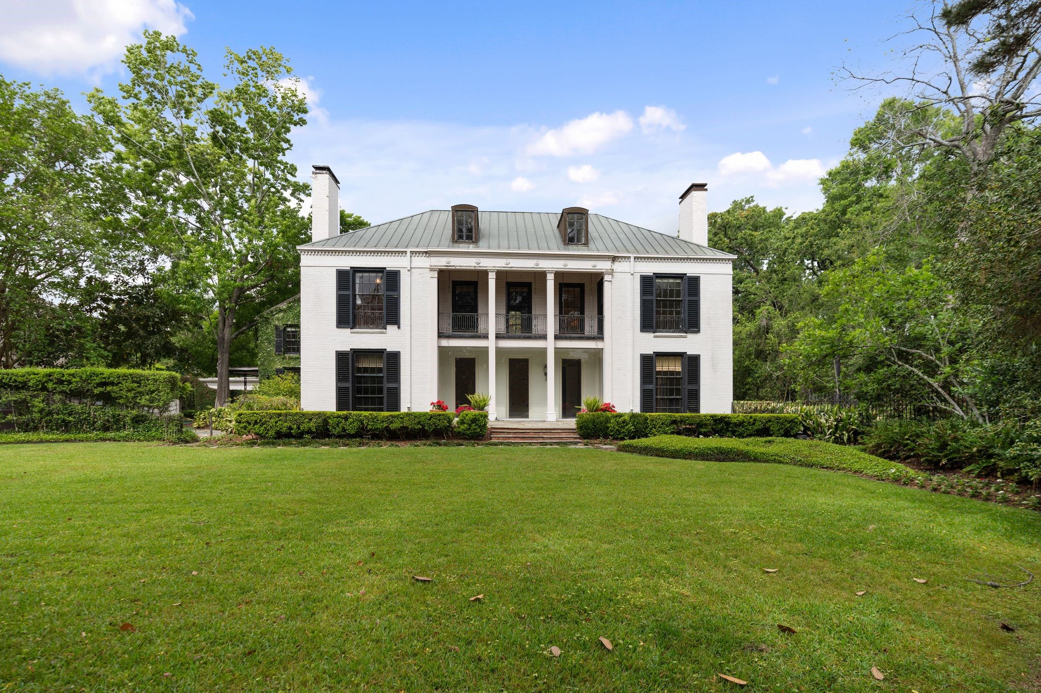 1604 Kirby Drive