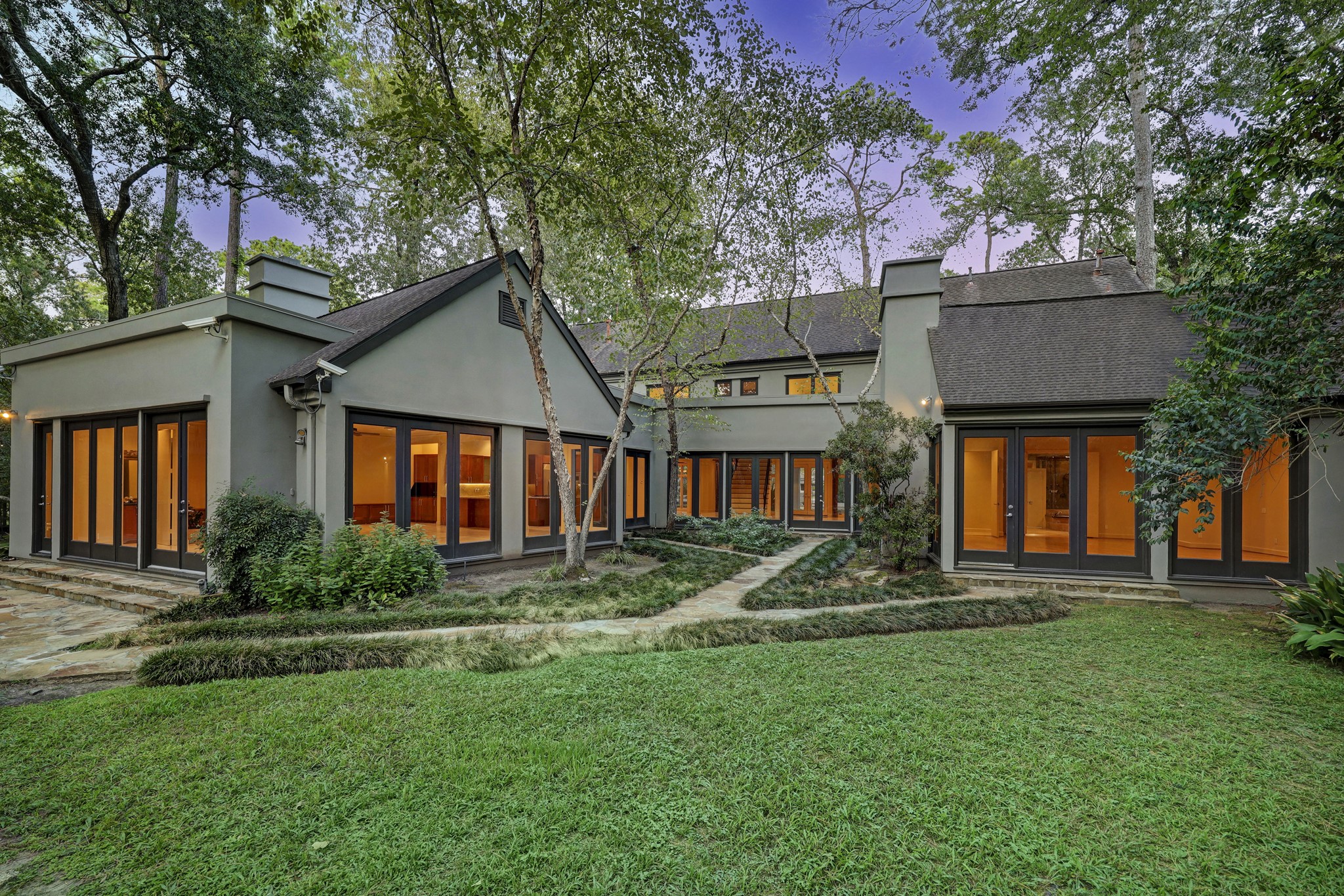 14 1/2 W Shady Lane