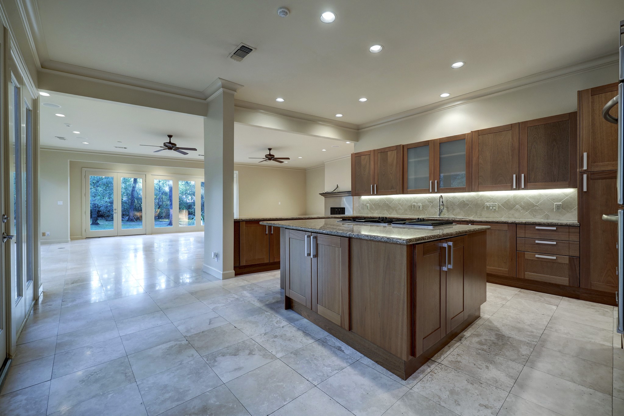 14 1/2 W Shady Lane