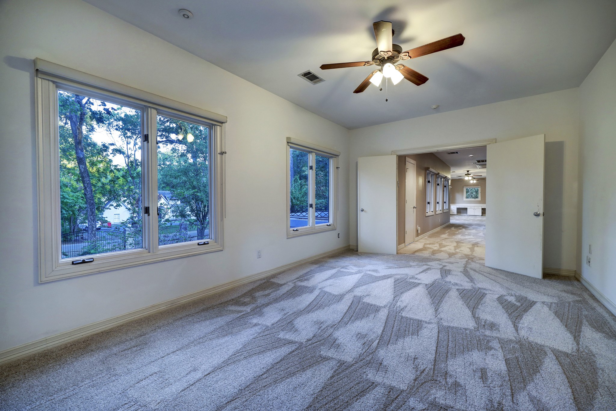 14 1/2 W Shady Lane