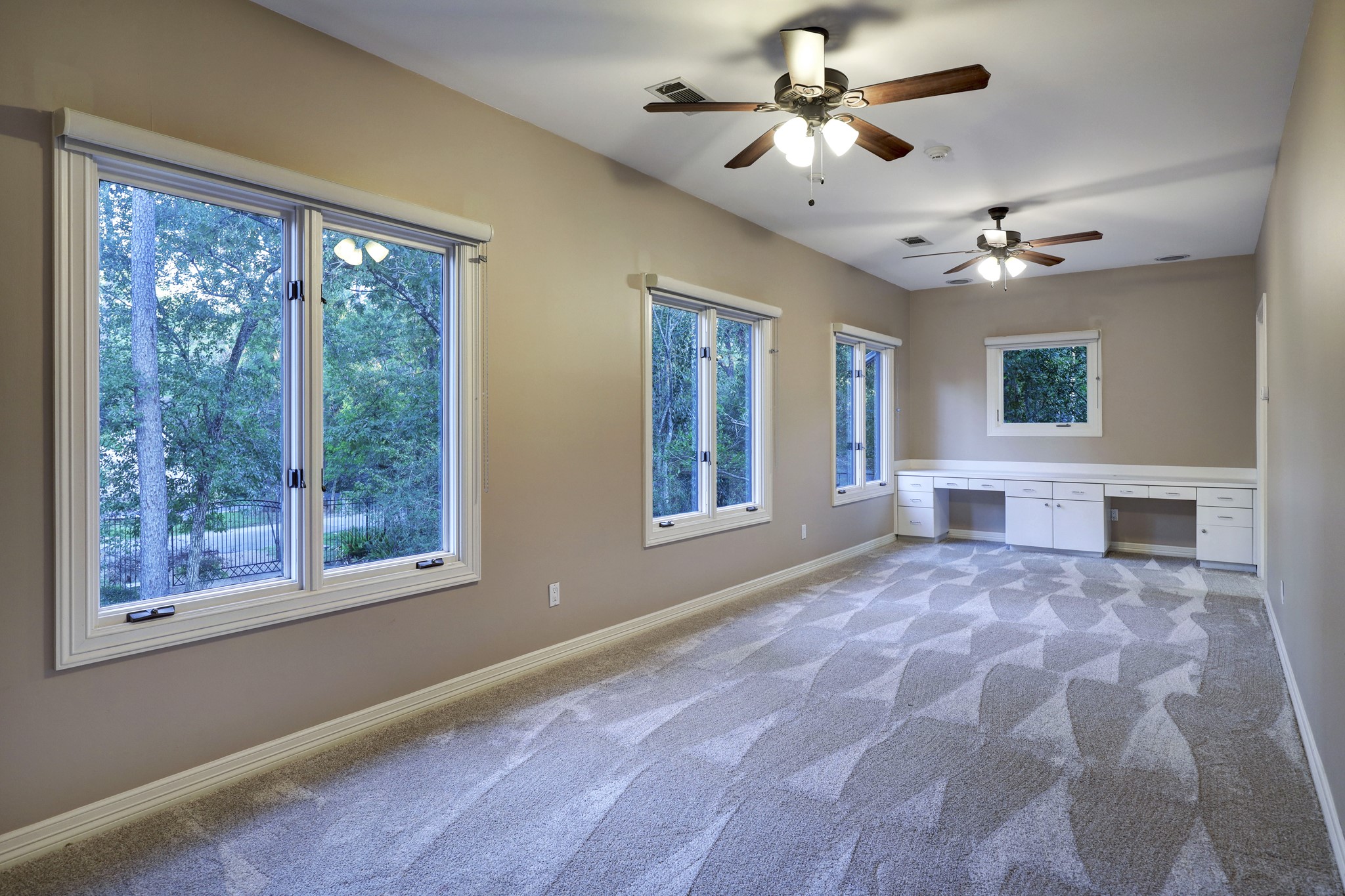 14 1/2 W Shady Lane