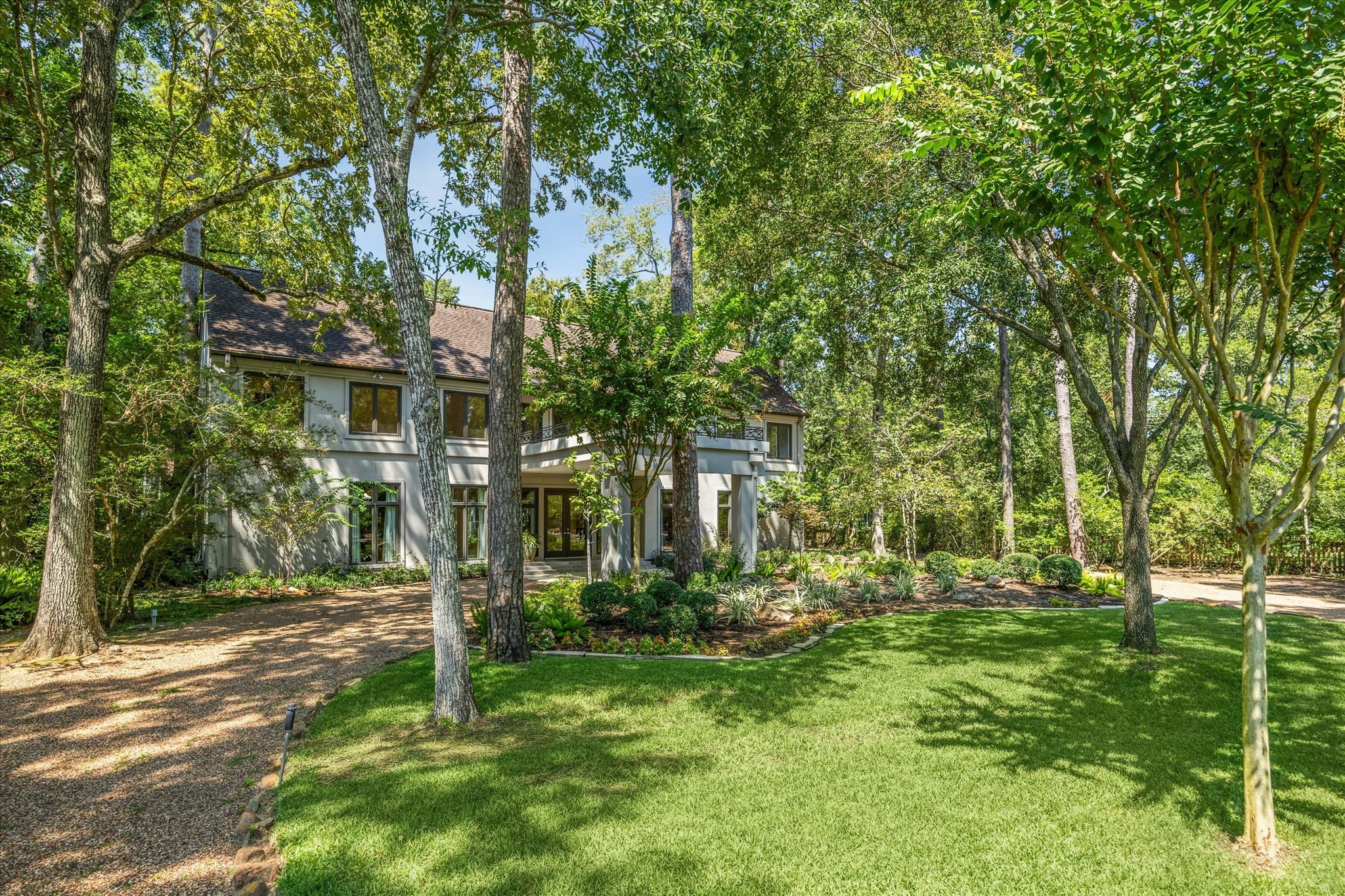 14 1/2 W Shady Lane