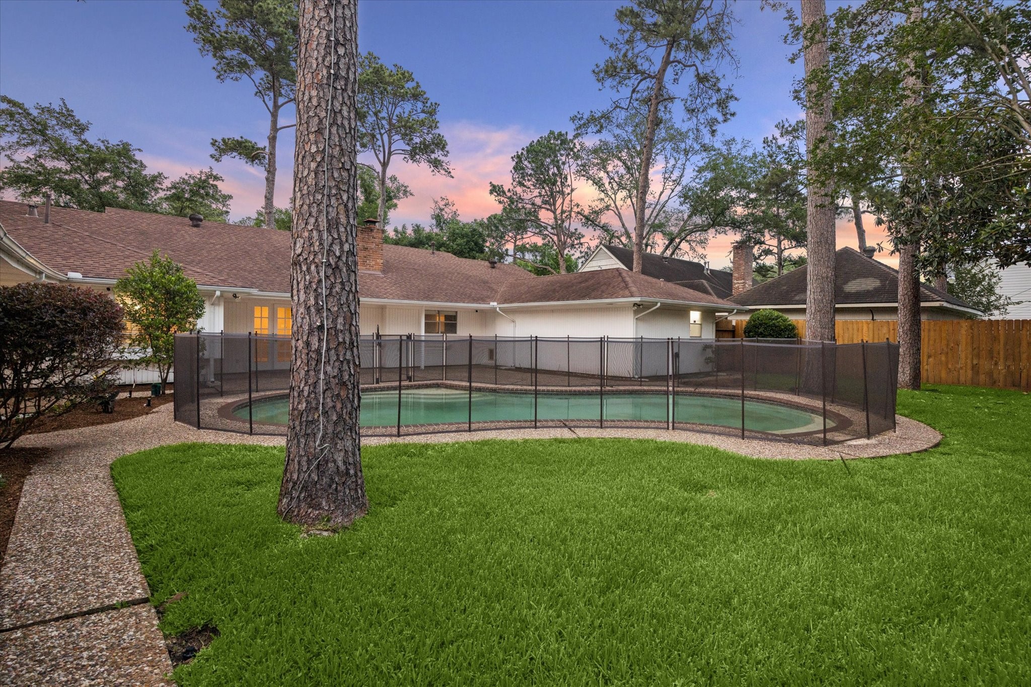 12419 Overcup Drive