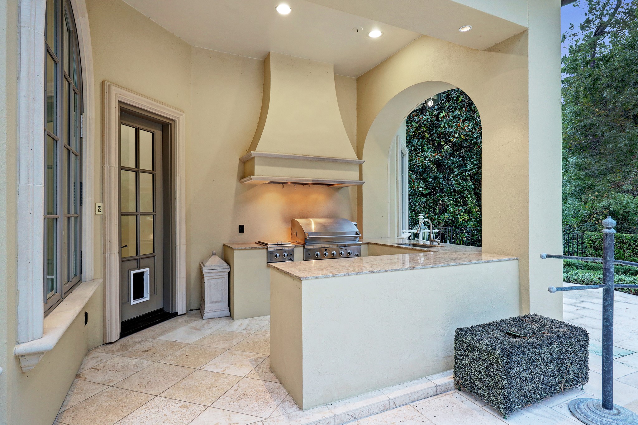 11102 Wickwood Drive