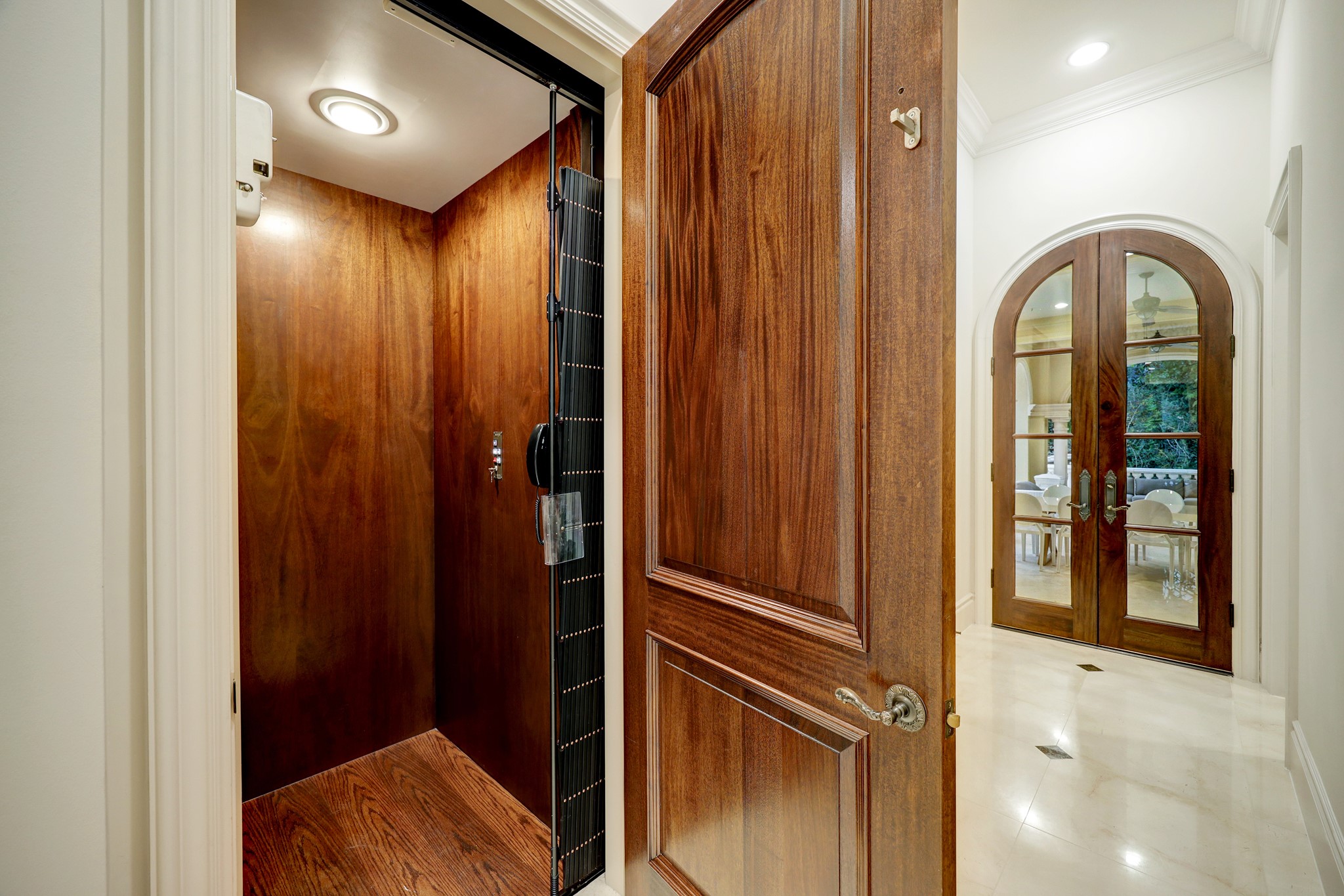 11102 Wickwood Drive