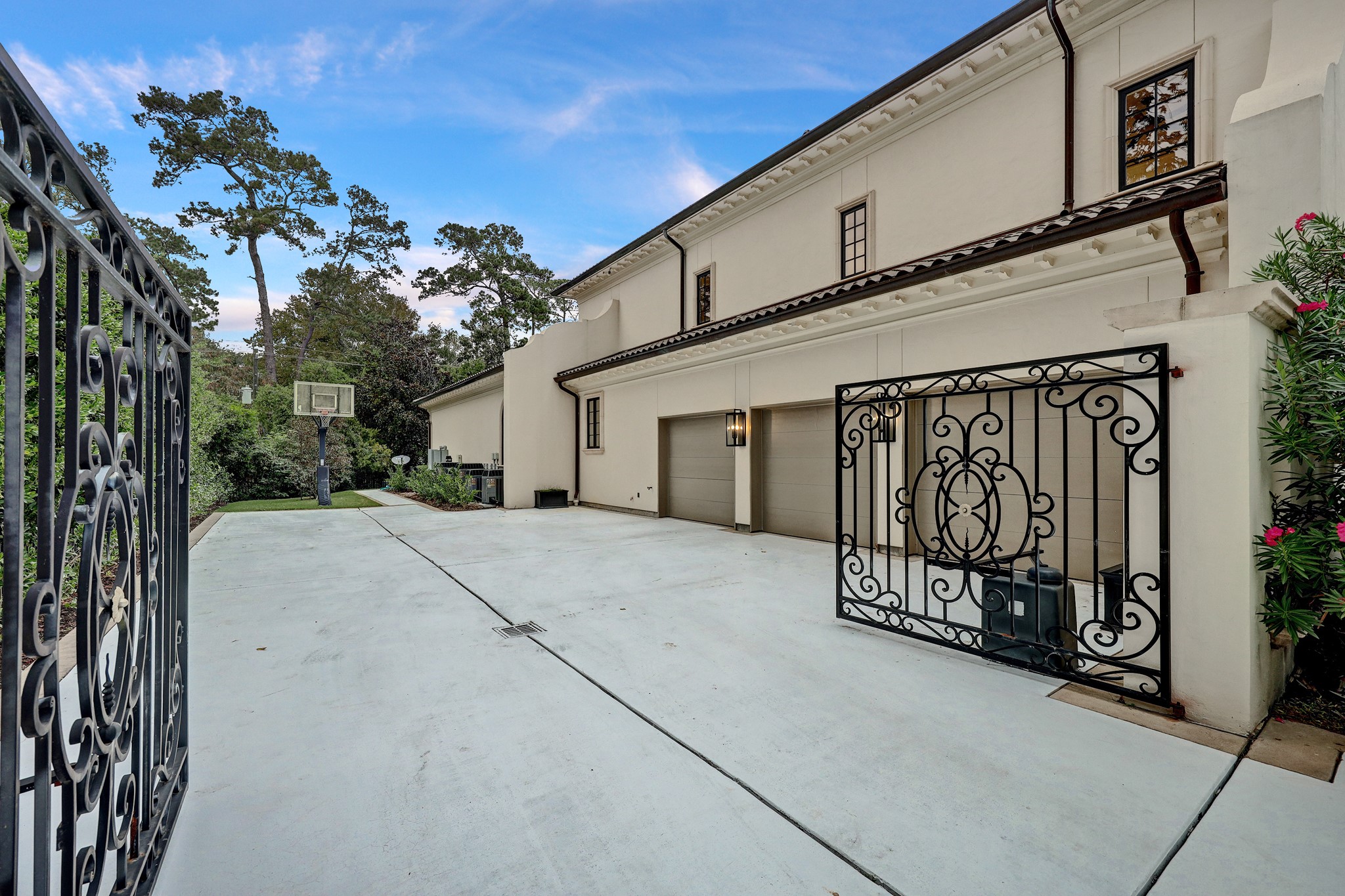 11102 Wickwood Drive