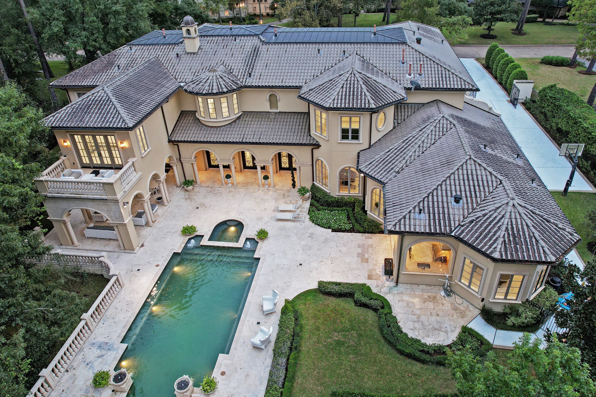 11102 Wickwood Drive