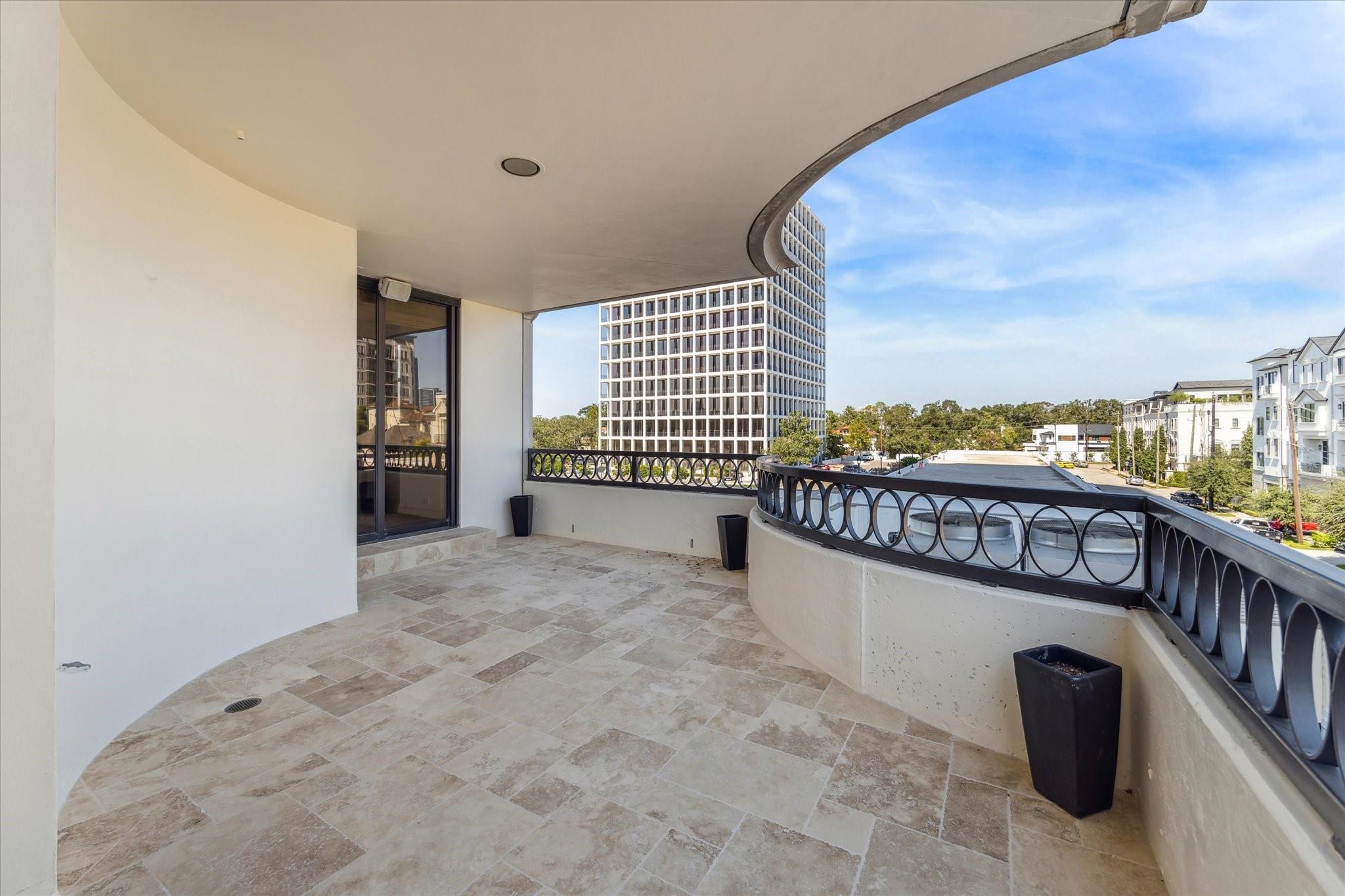2121 Kirby Drive #2NE