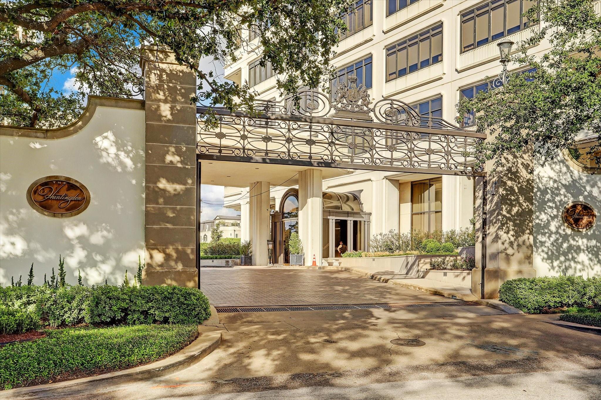 2121 Kirby Drive #2NE