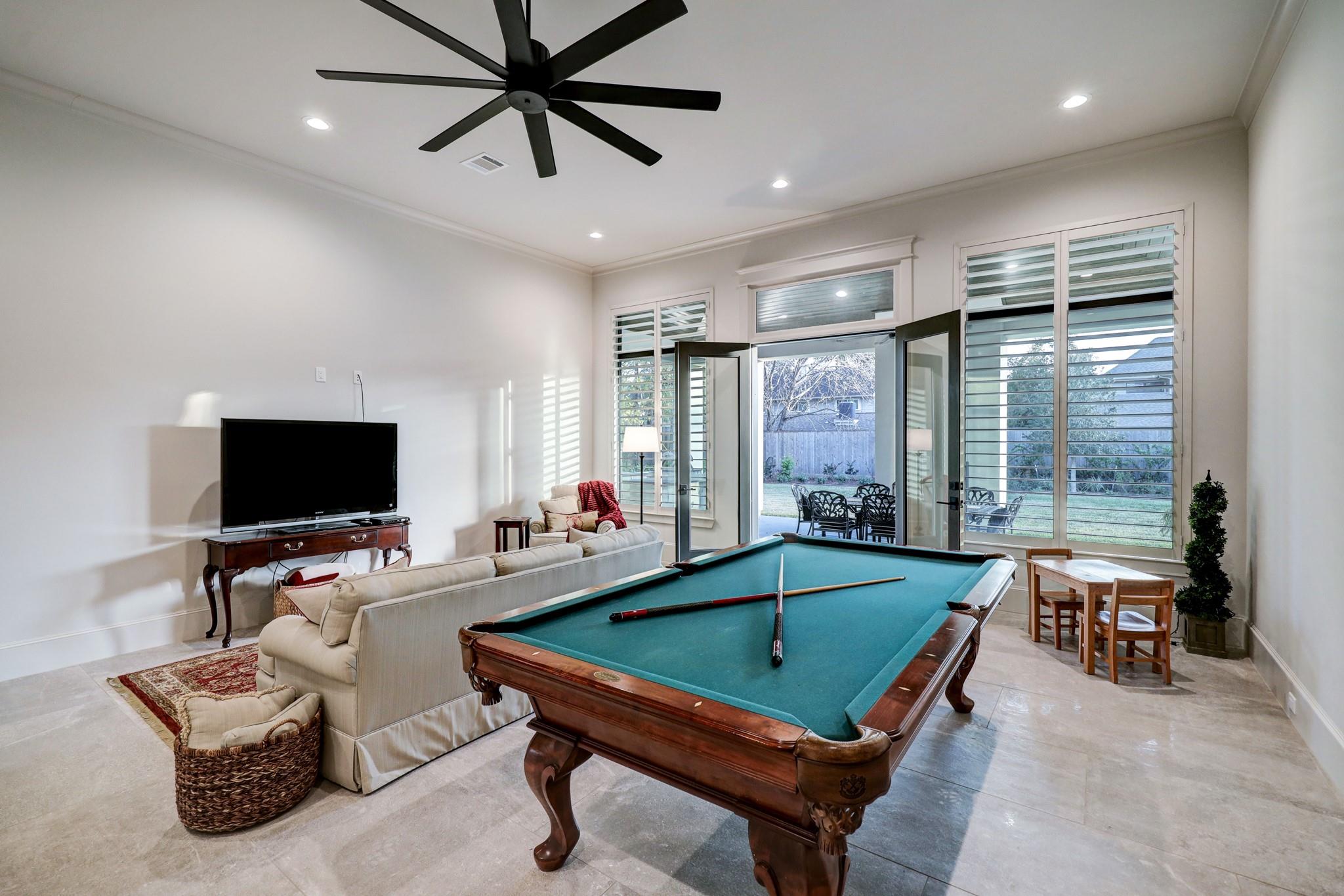 7 Gage Court