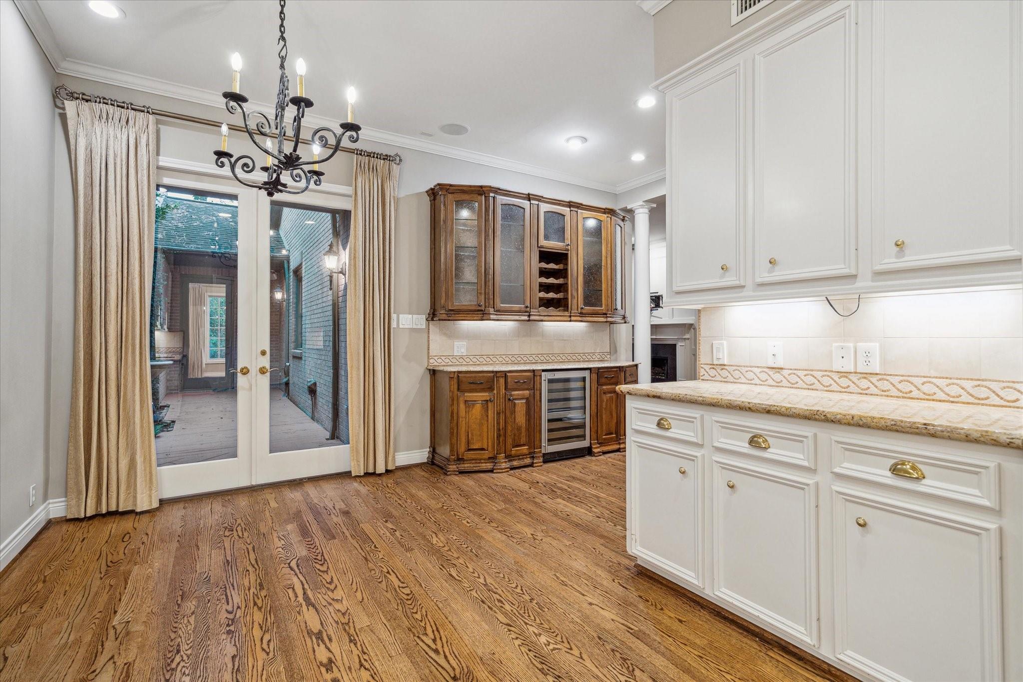 121 Glynn Way Drive