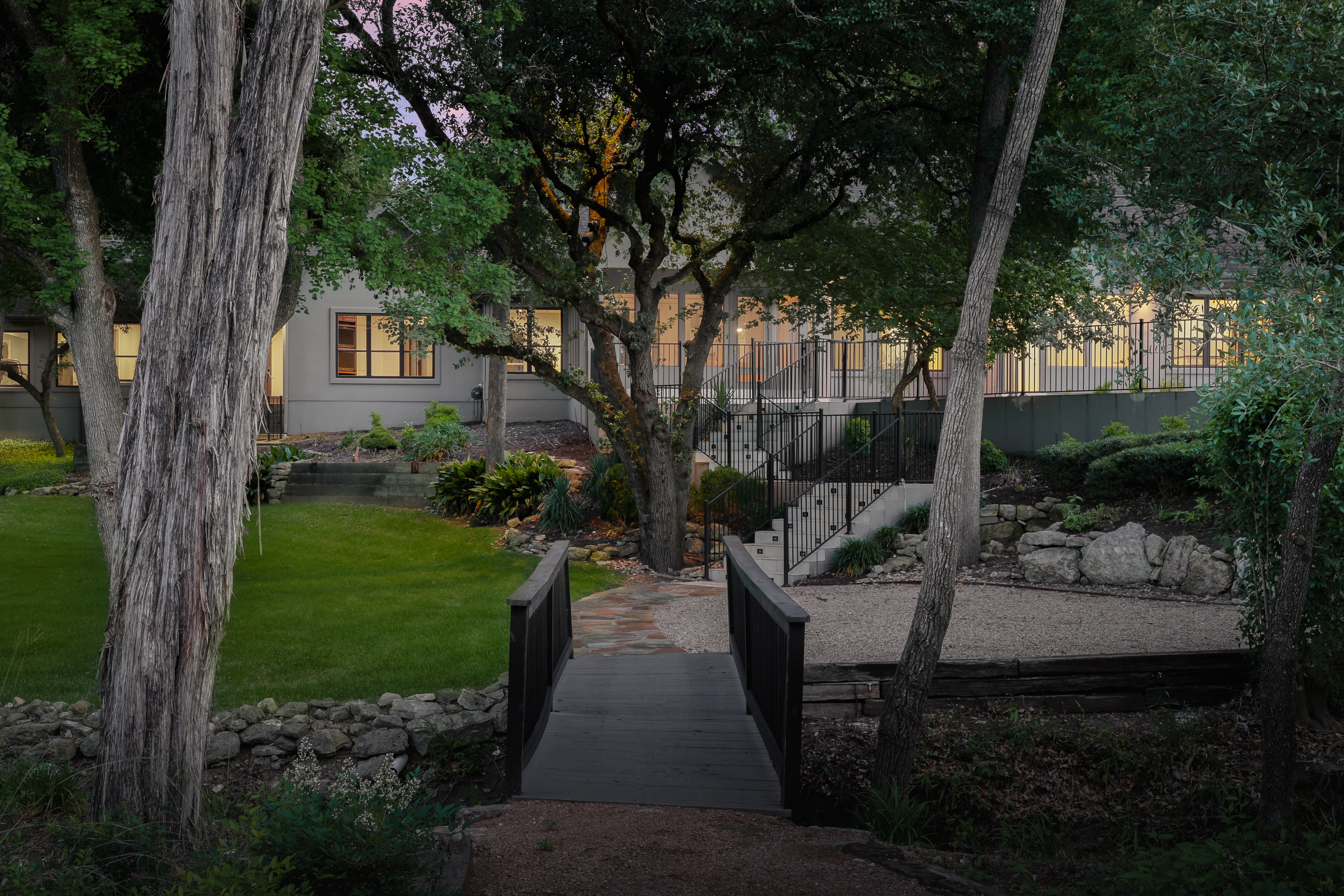506 Konstanty Circle 
