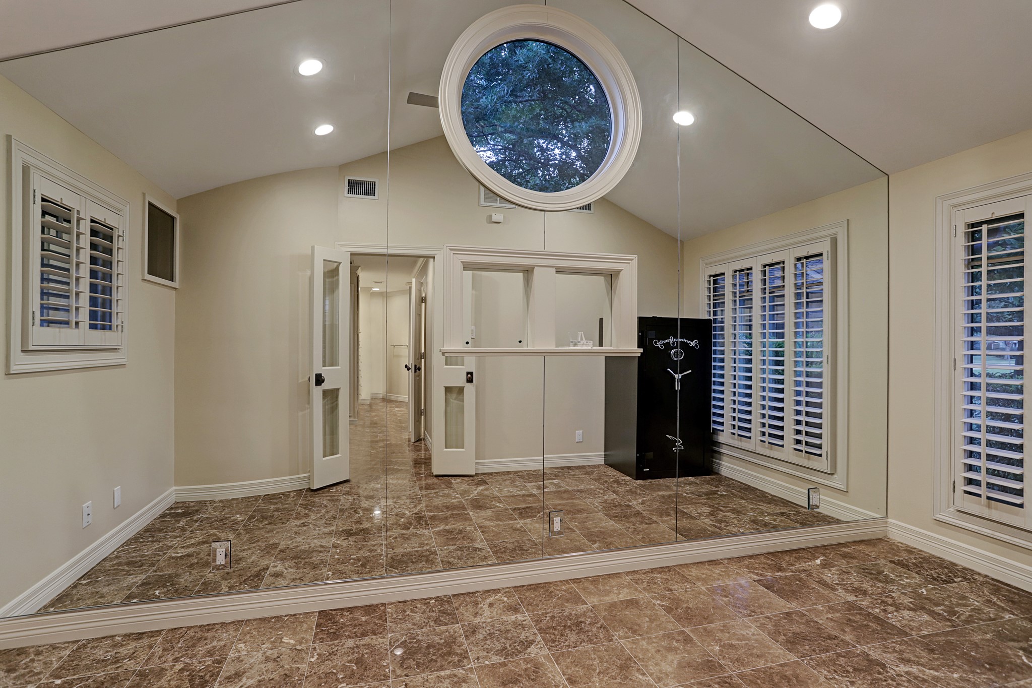 147 Knipp Road