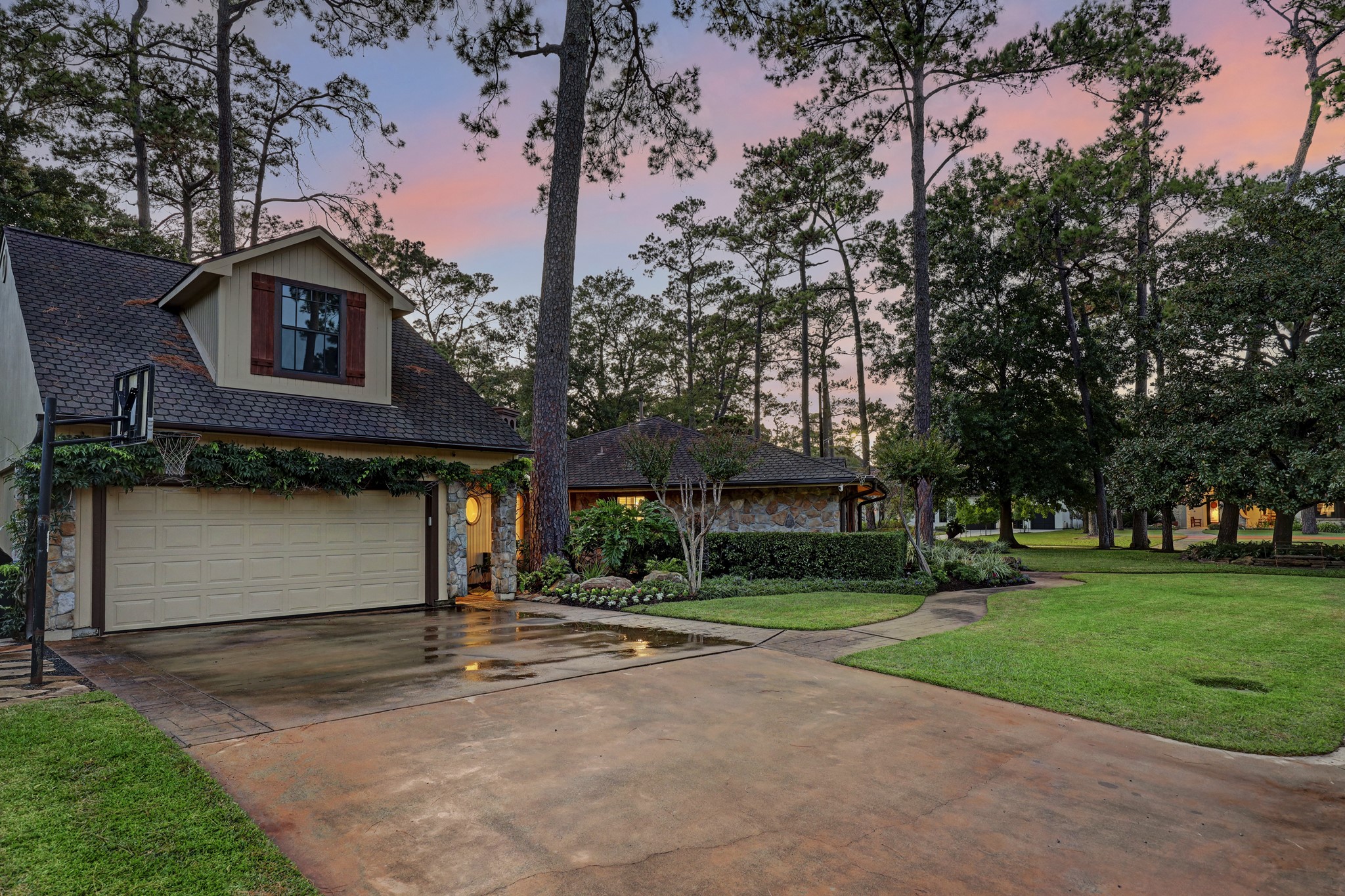 147 Knipp Road