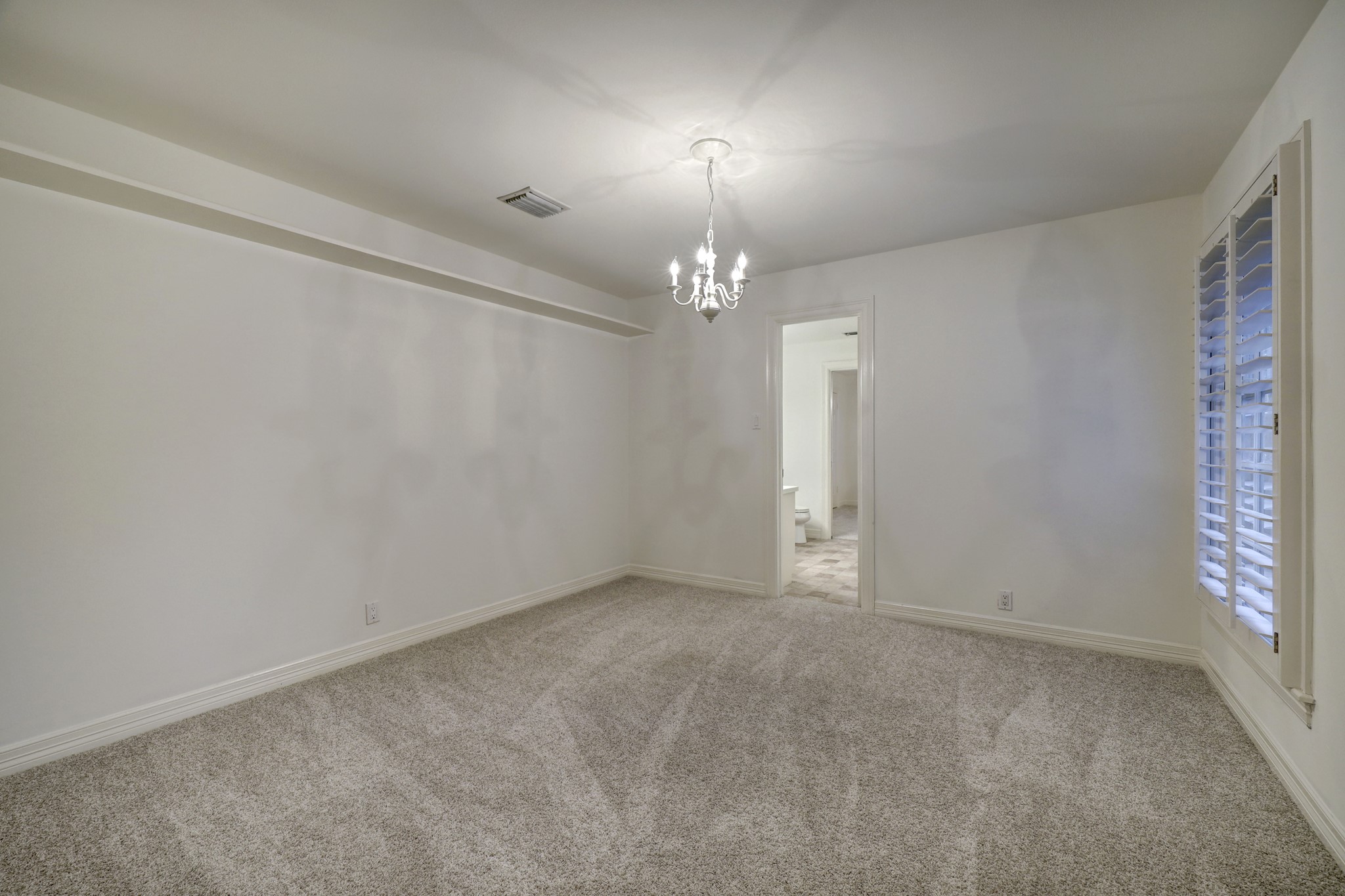 147 Knipp Road