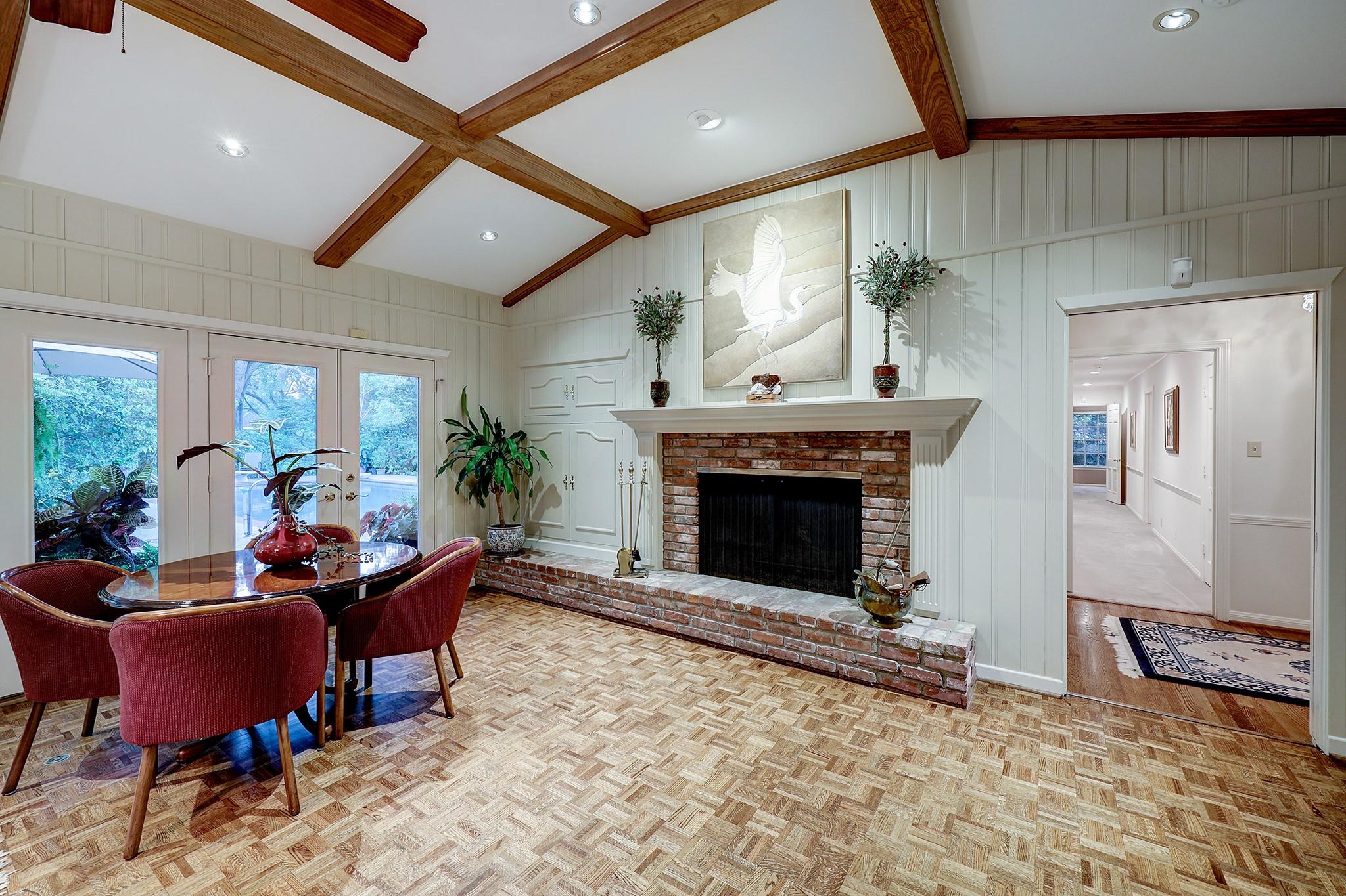 5390 Holly Springs Drive